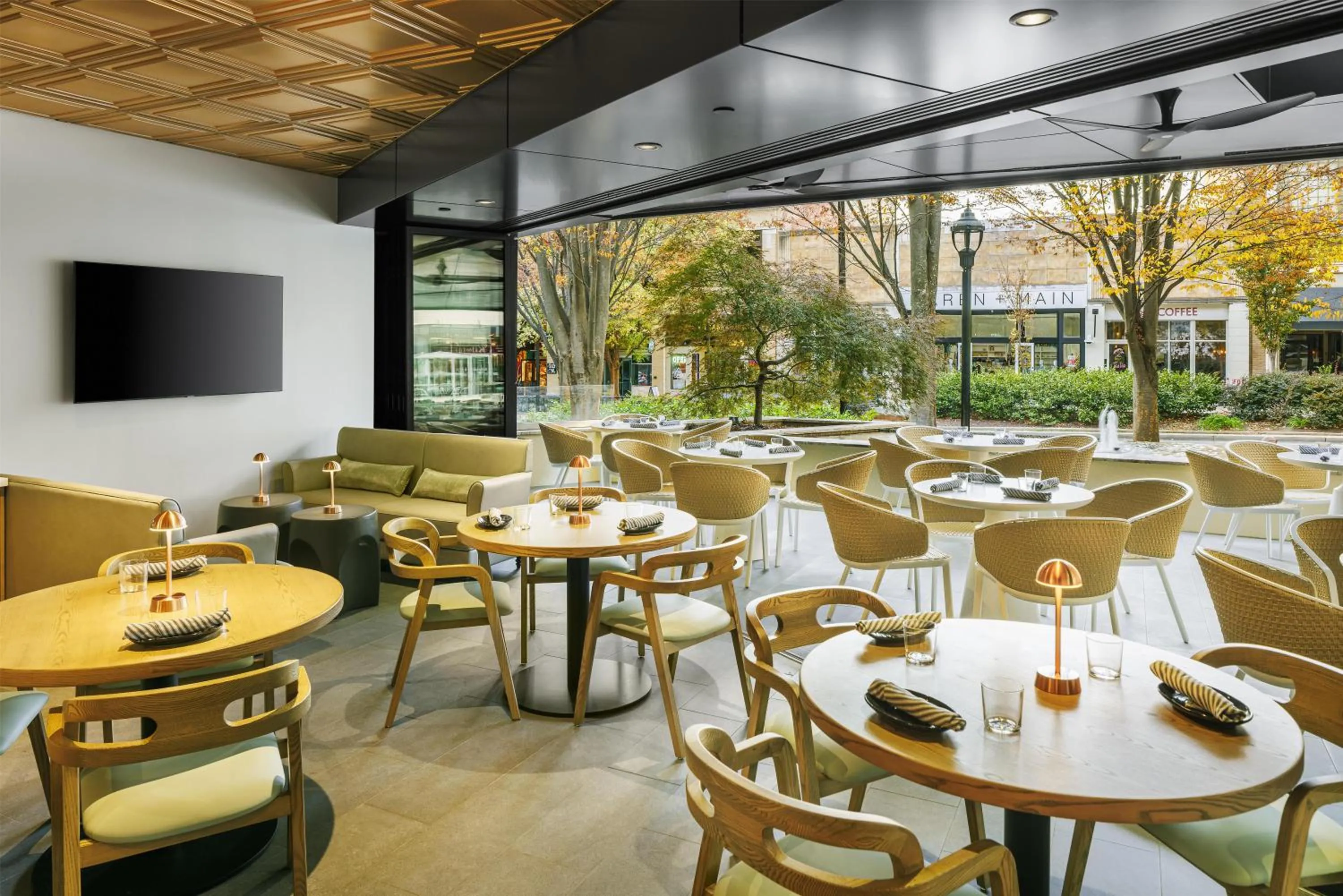 Restaurant/places to eat in Hyatt Regency - Greenville