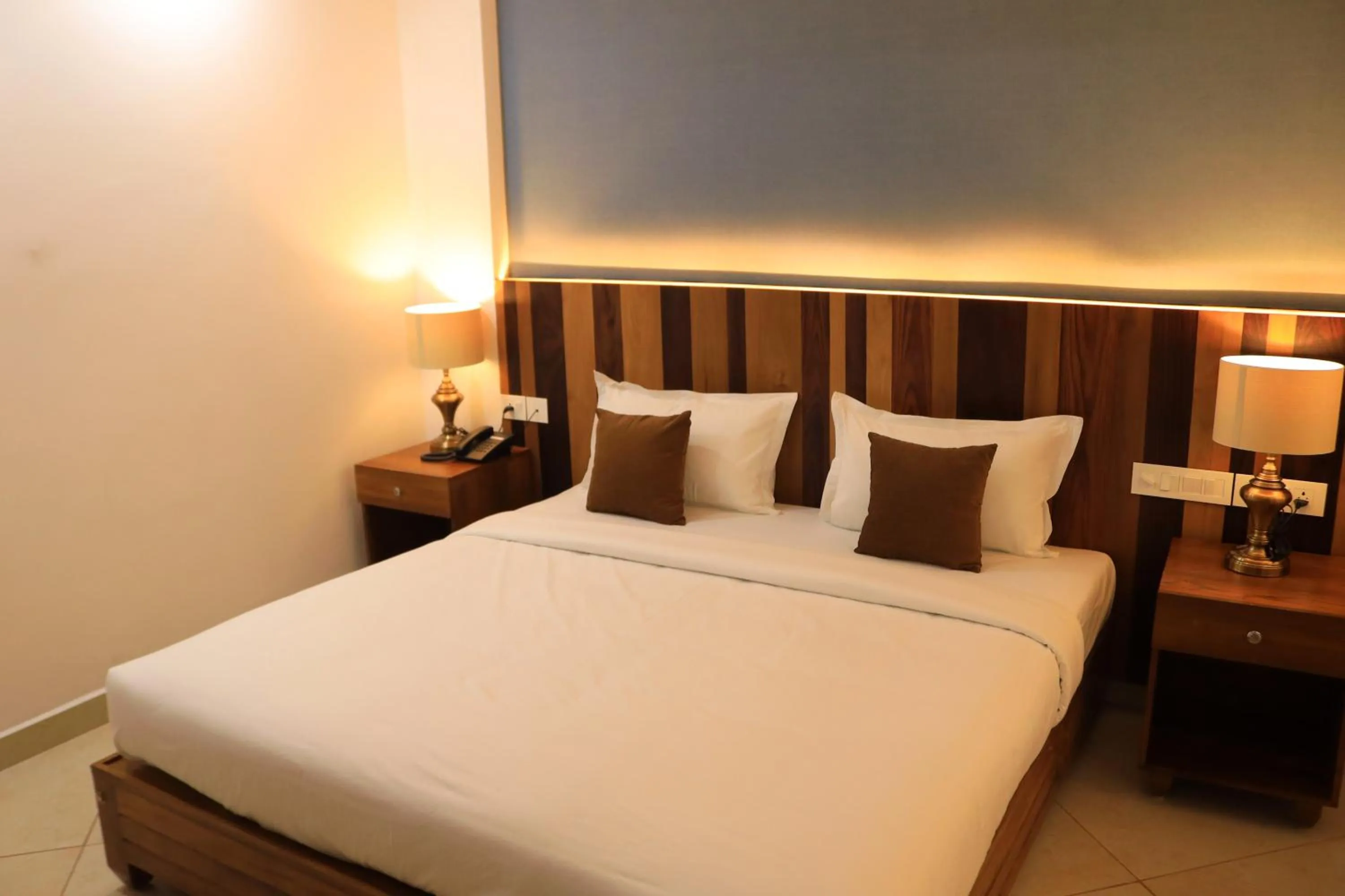 Bed in Lalys Residency