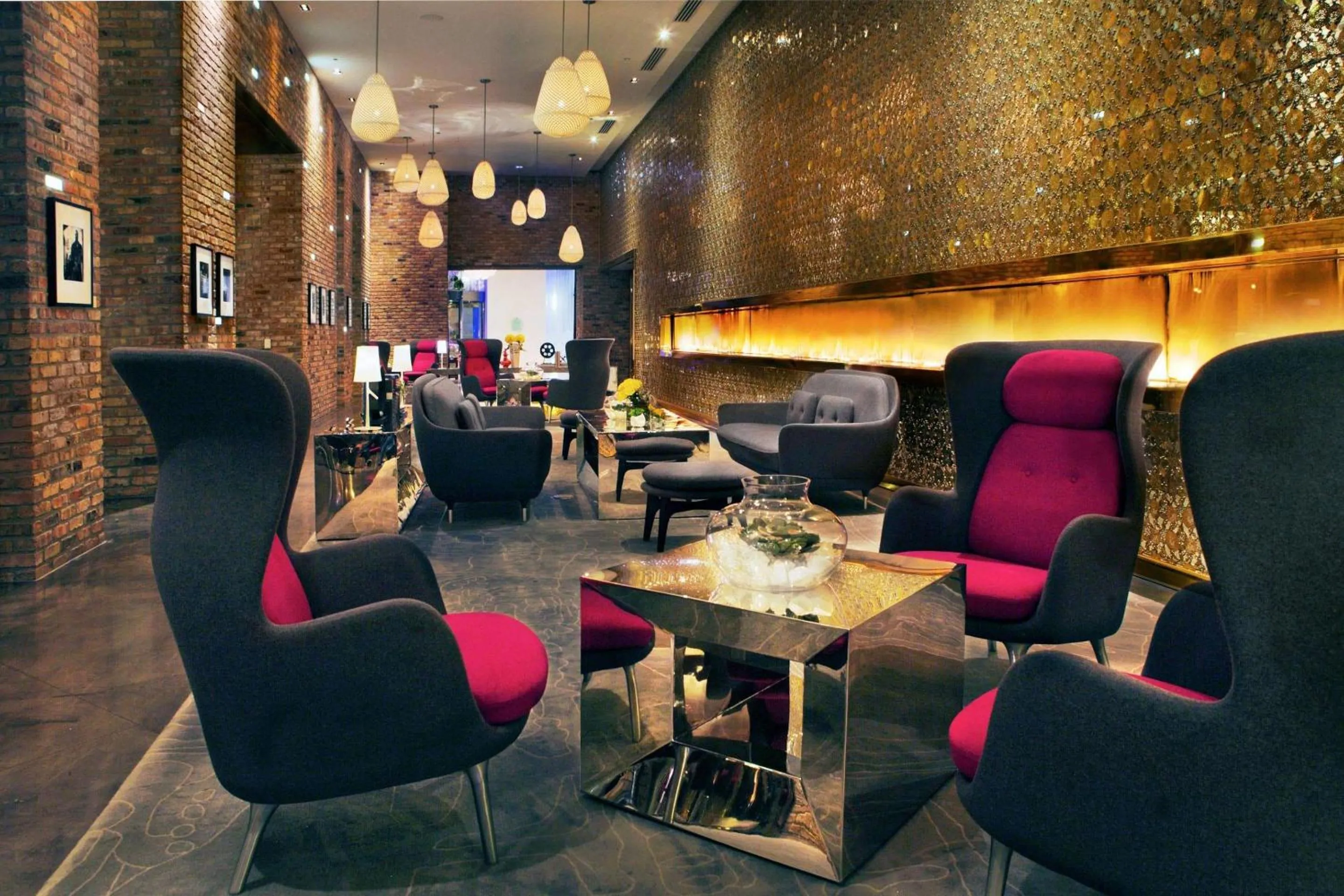 Lobby or reception in Radisson Blu Aqua Hotel, Chicago