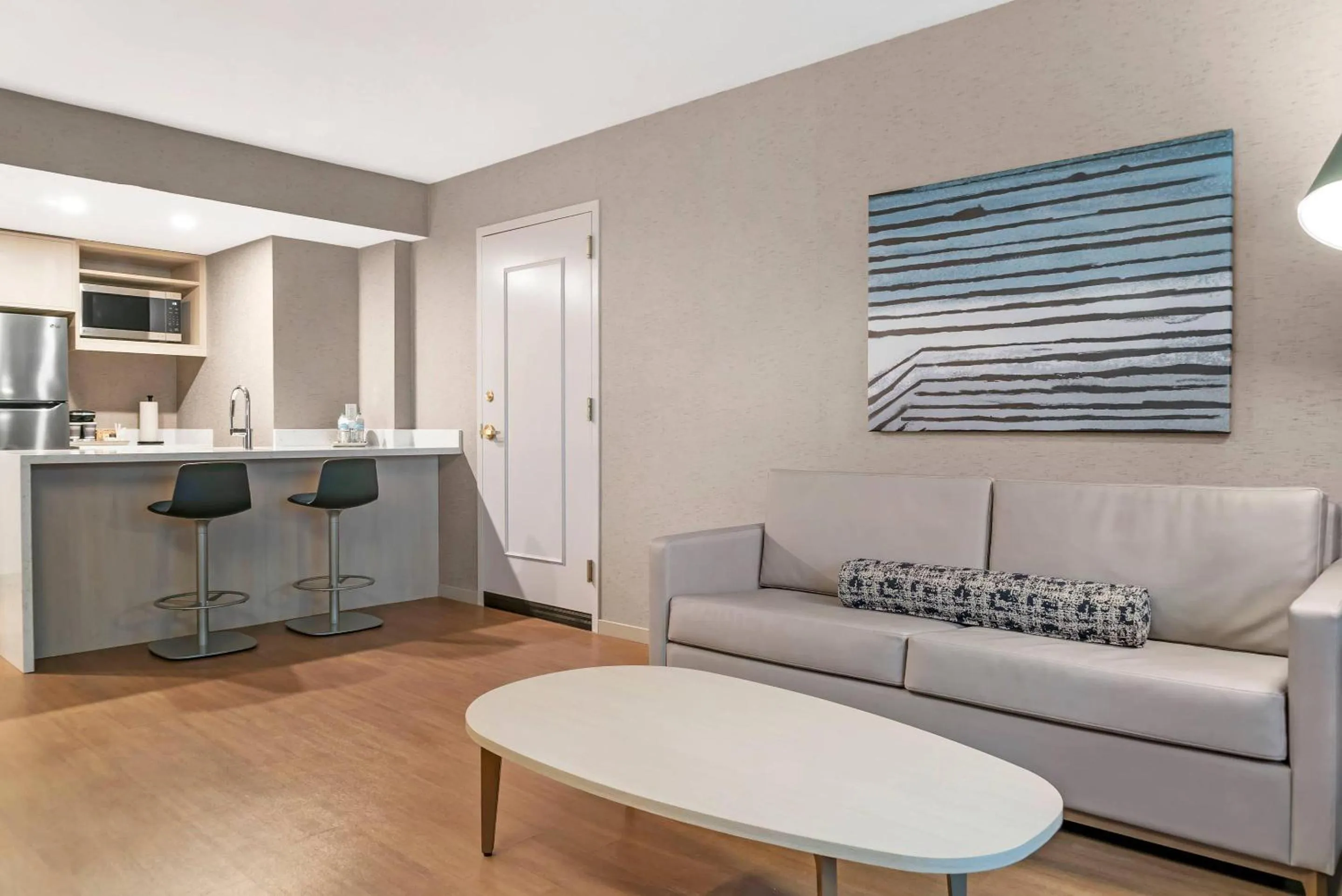 Bedroom in Radisson Plaza Hotel at Kalamazoo Center