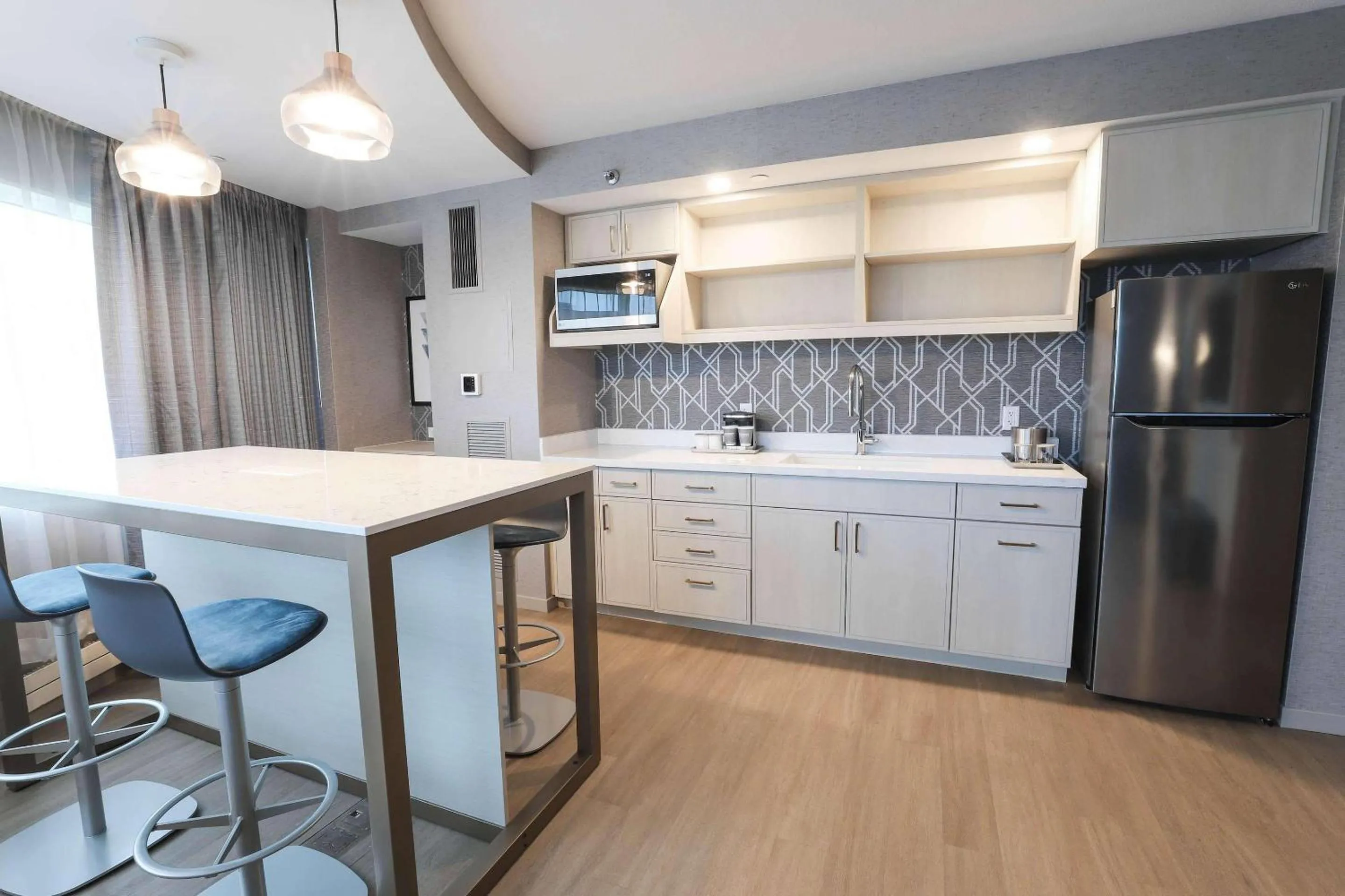 Bedroom in Radisson Plaza Hotel at Kalamazoo Center