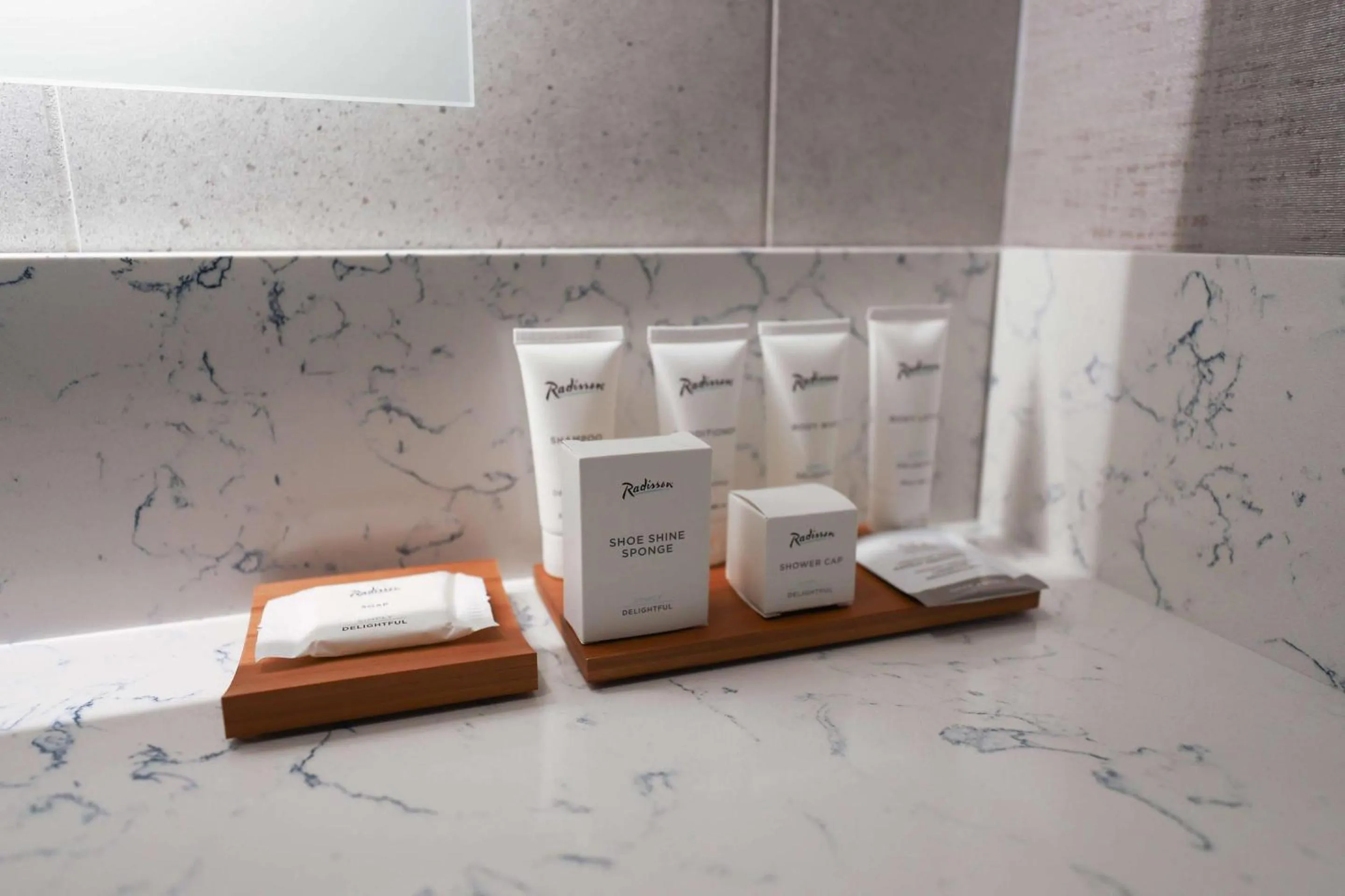 Bedroom, Bed in Radisson Plaza Hotel at Kalamazoo Center