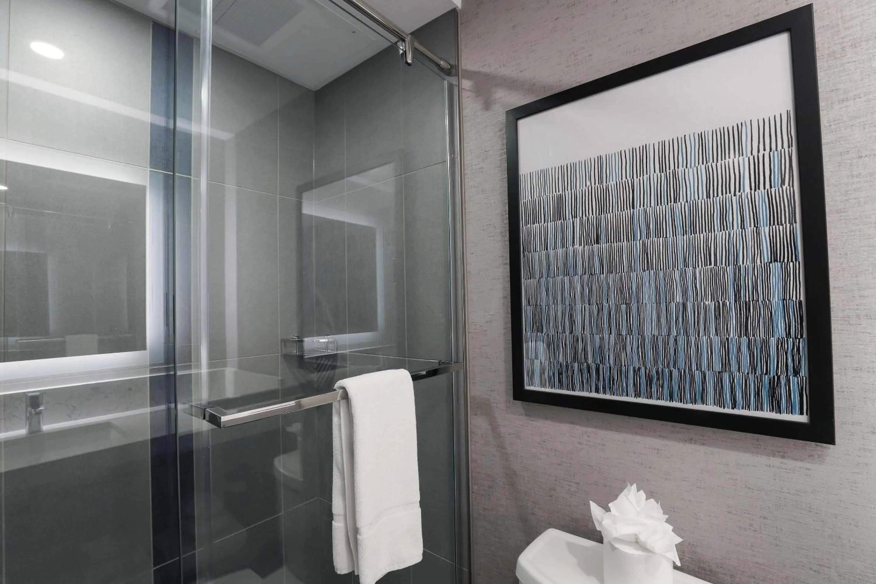 Bedroom in Radisson Plaza Hotel at Kalamazoo Center