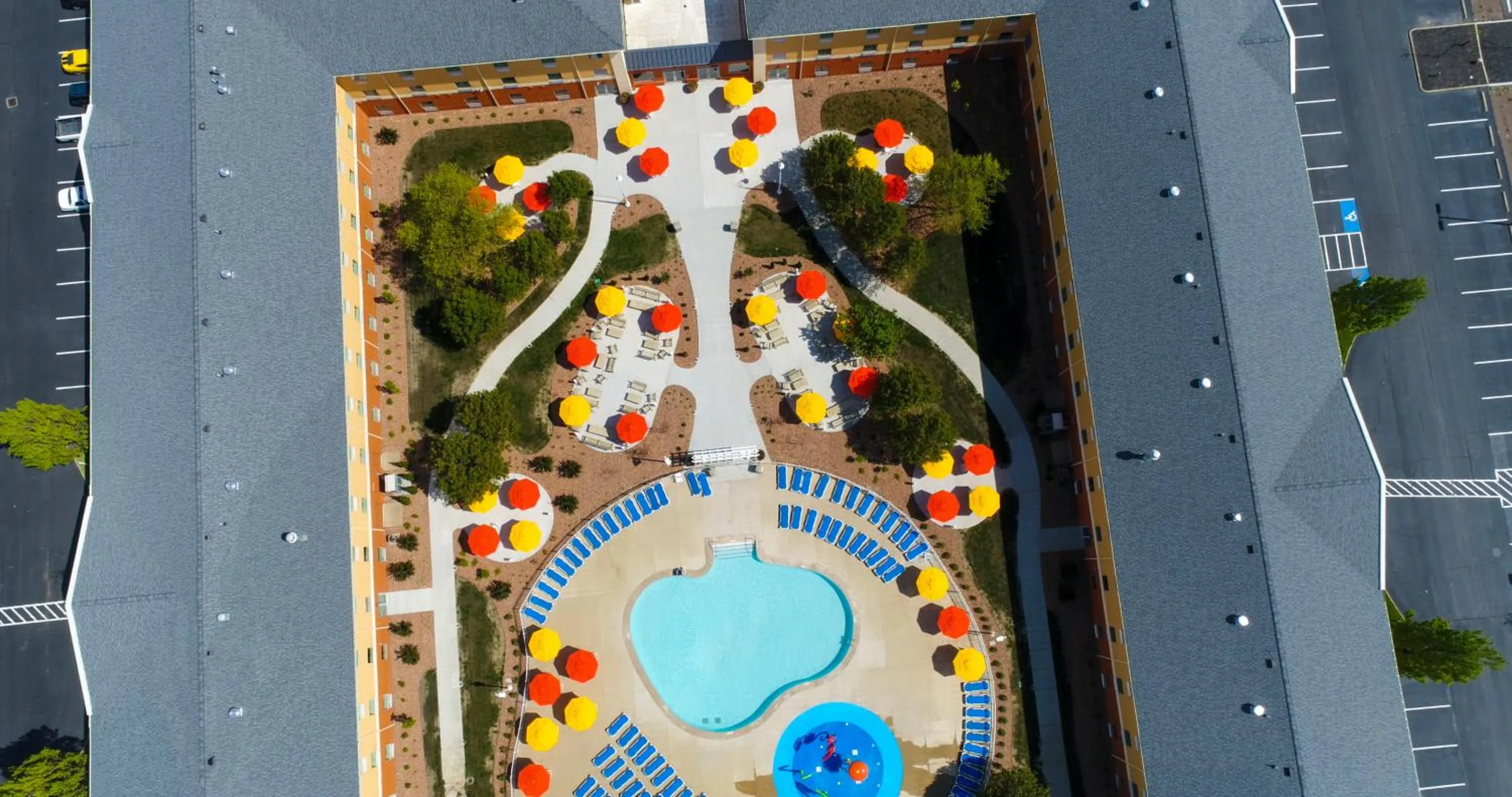 Bird's eye view in Cedar Point's Express Hotel