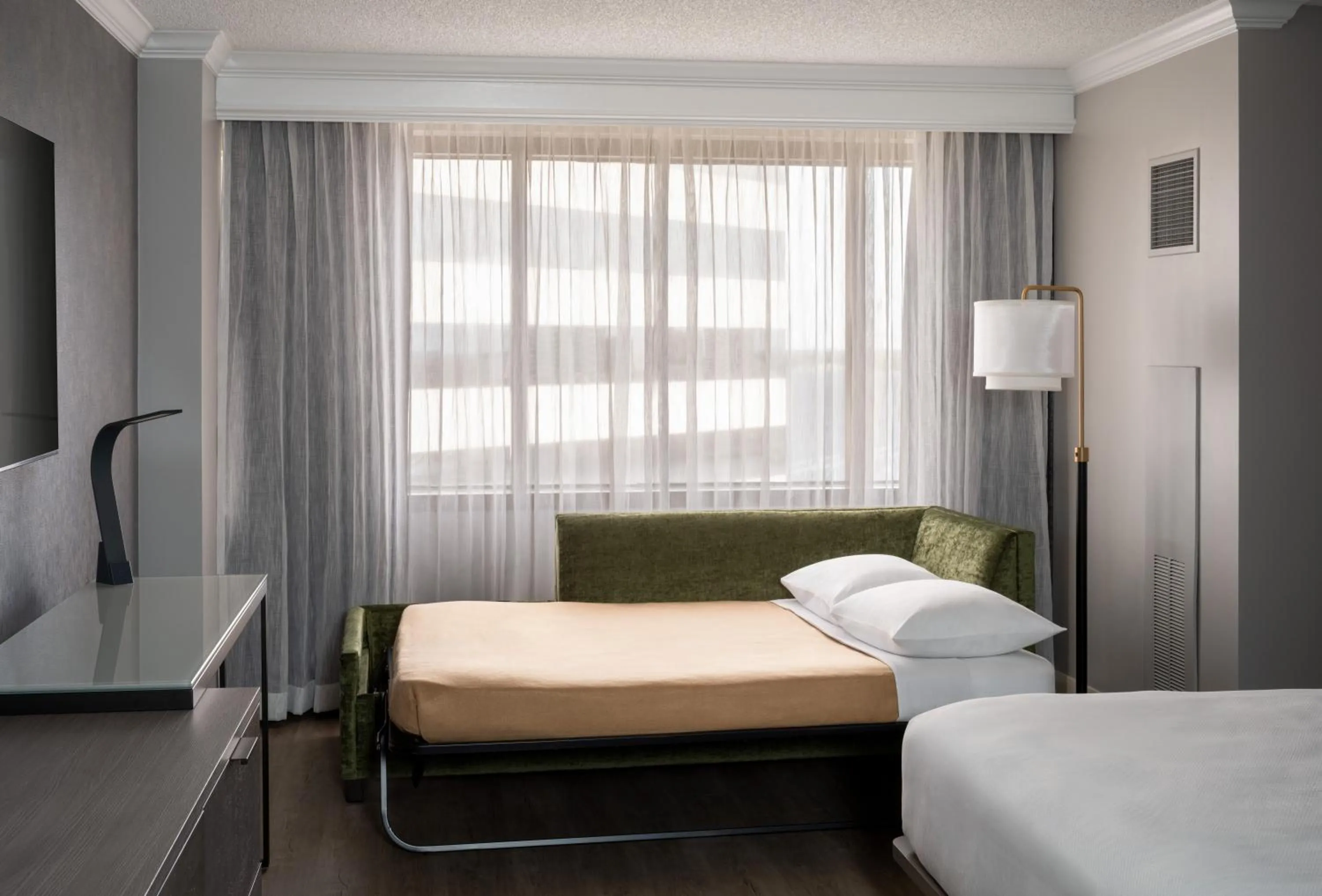 Bed in Marriott Jacksonville Downtown