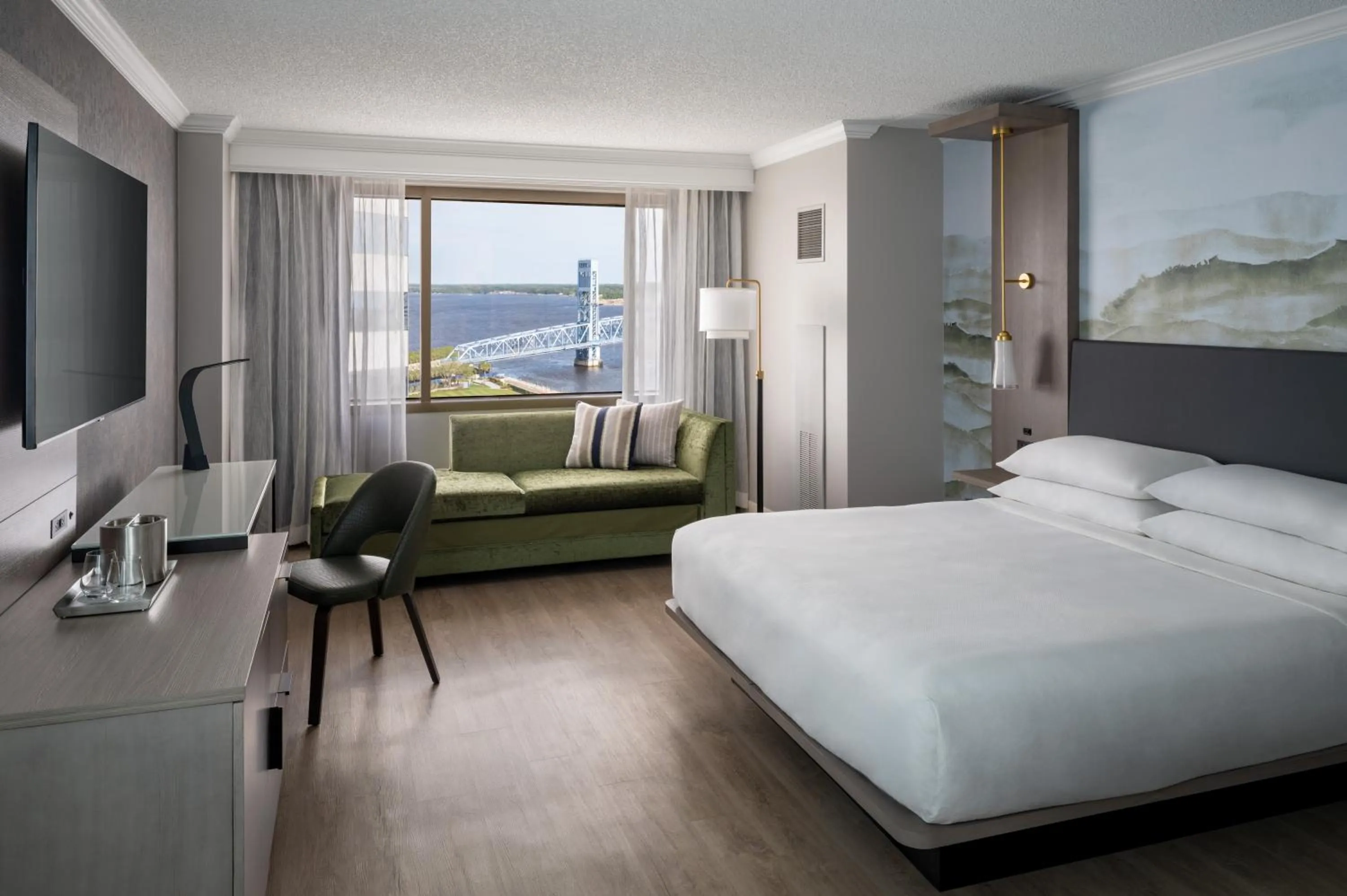 Bed in Marriott Jacksonville Downtown