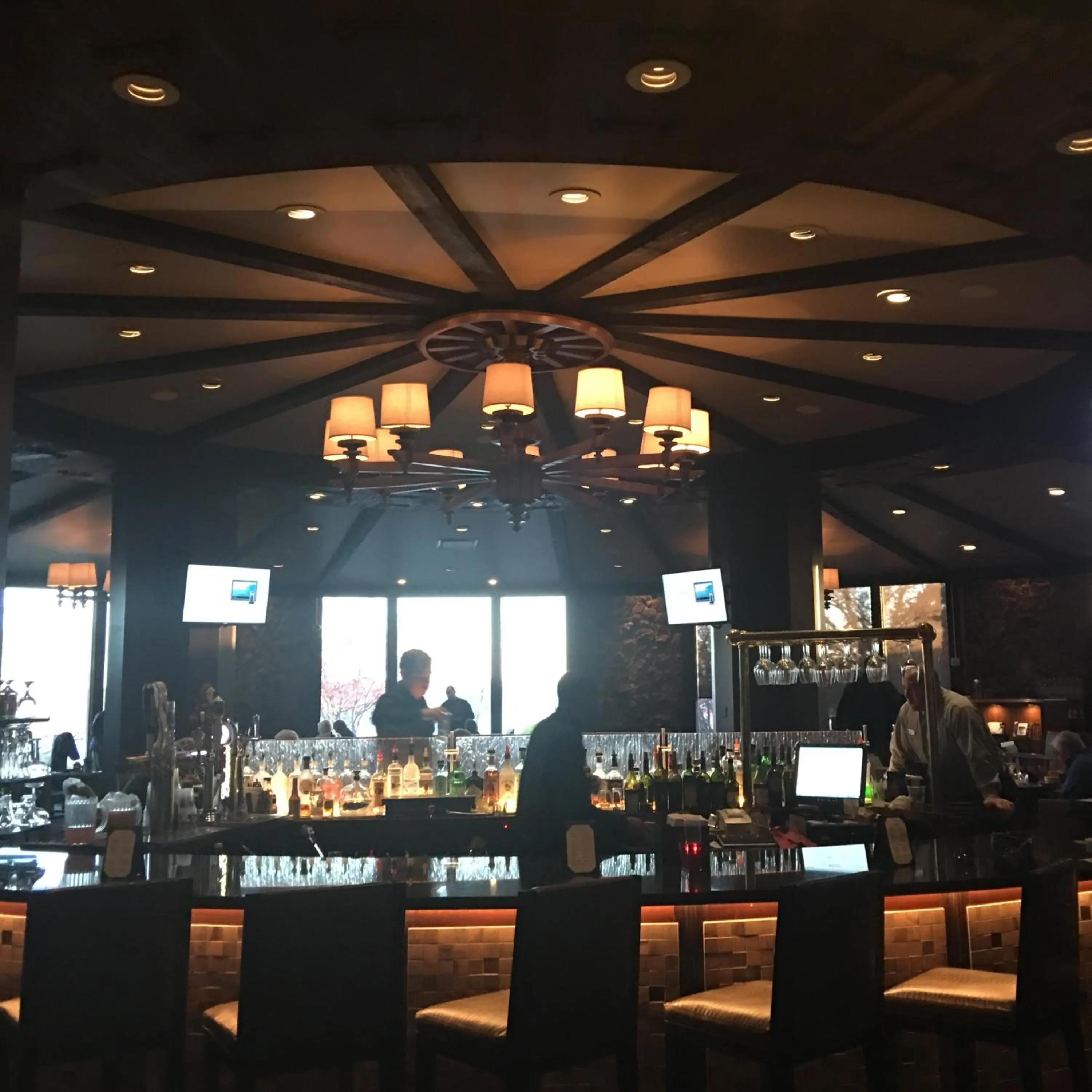 Lounge or bar in Lodge of Four Seasons Golf Resort, Marina & Spa