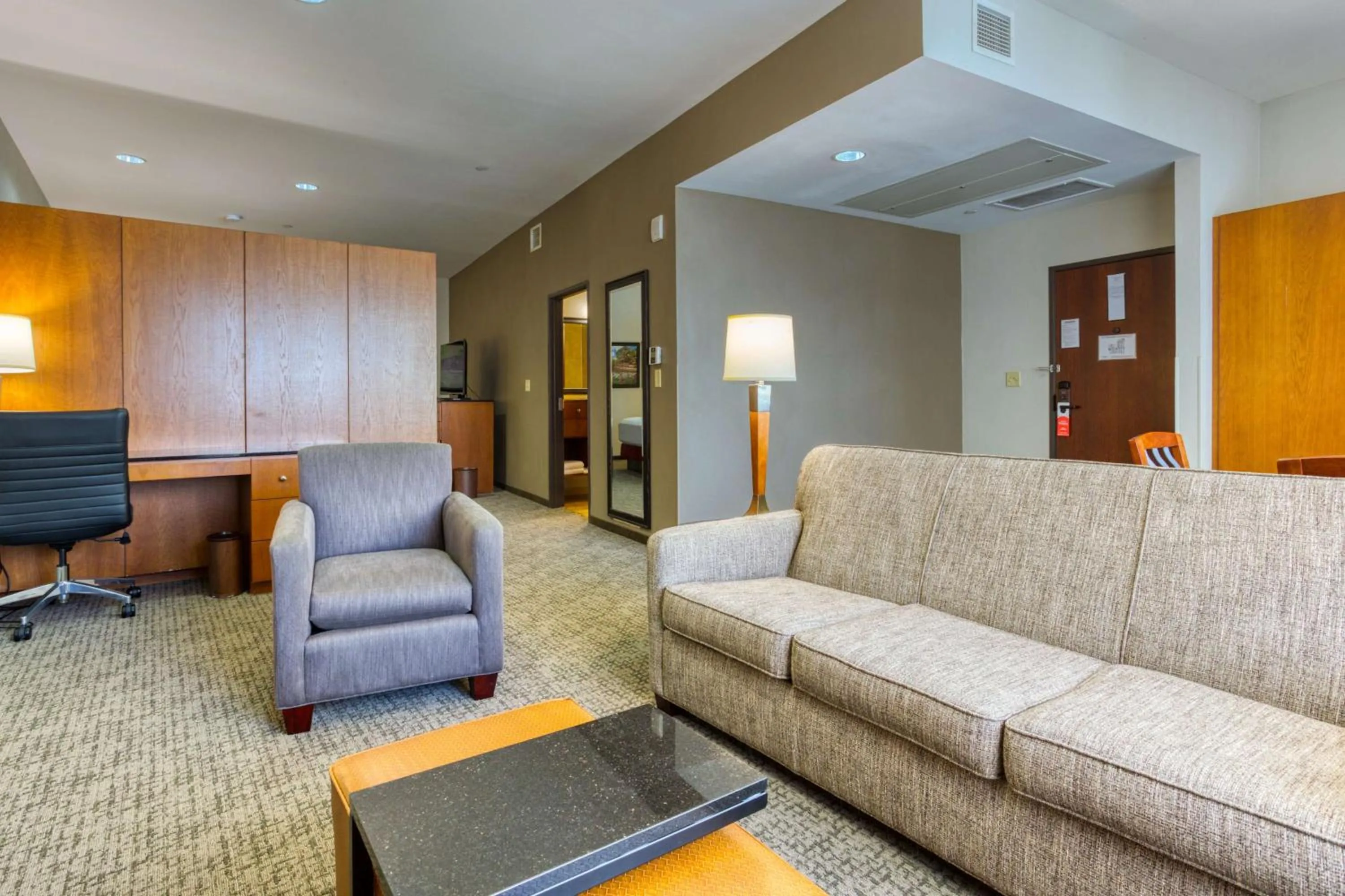 Photo of the whole room in Drury Plaza Hotel San Antonio Riverwalk