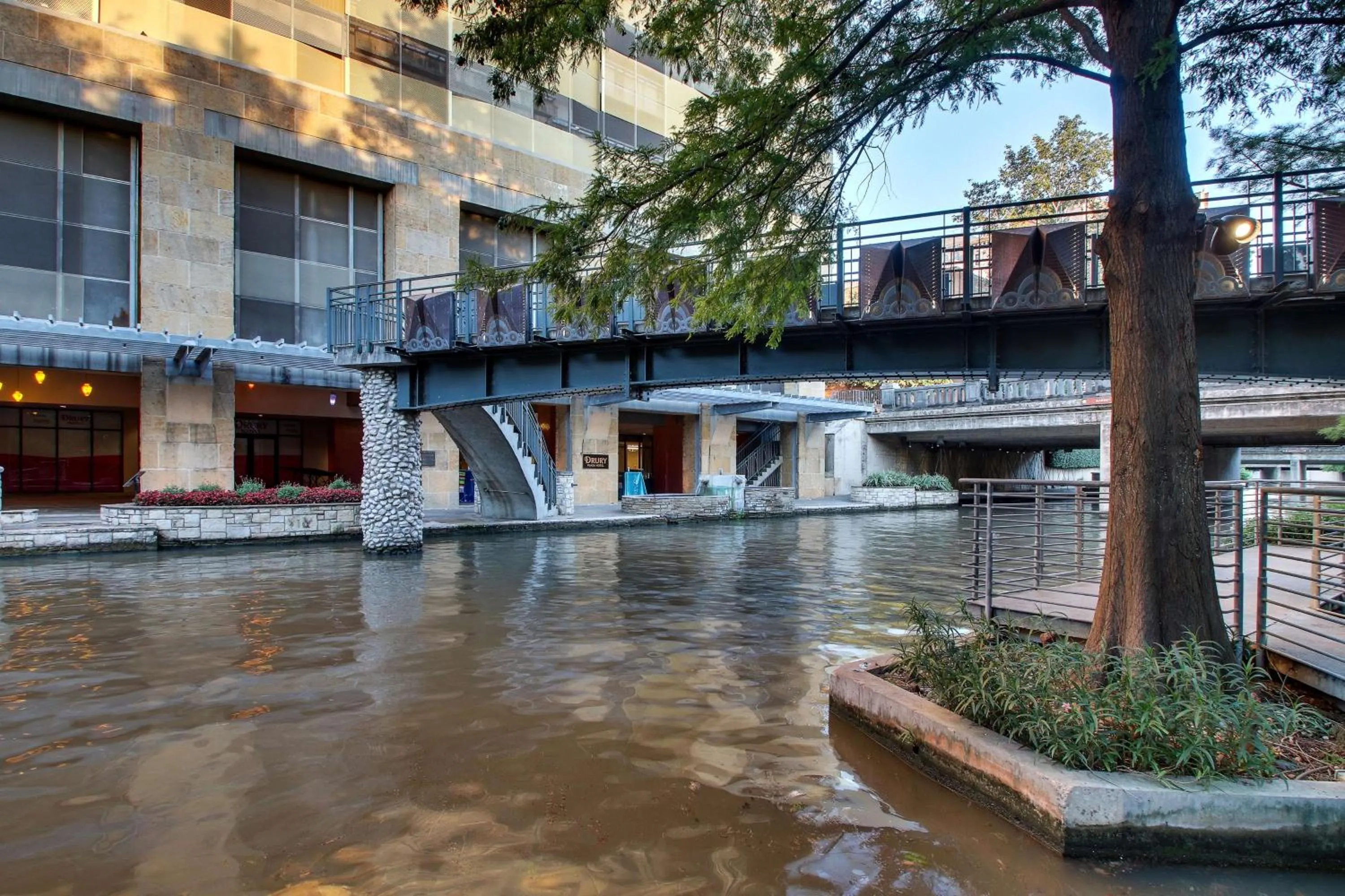 Property building in Drury Plaza Hotel San Antonio Riverwalk