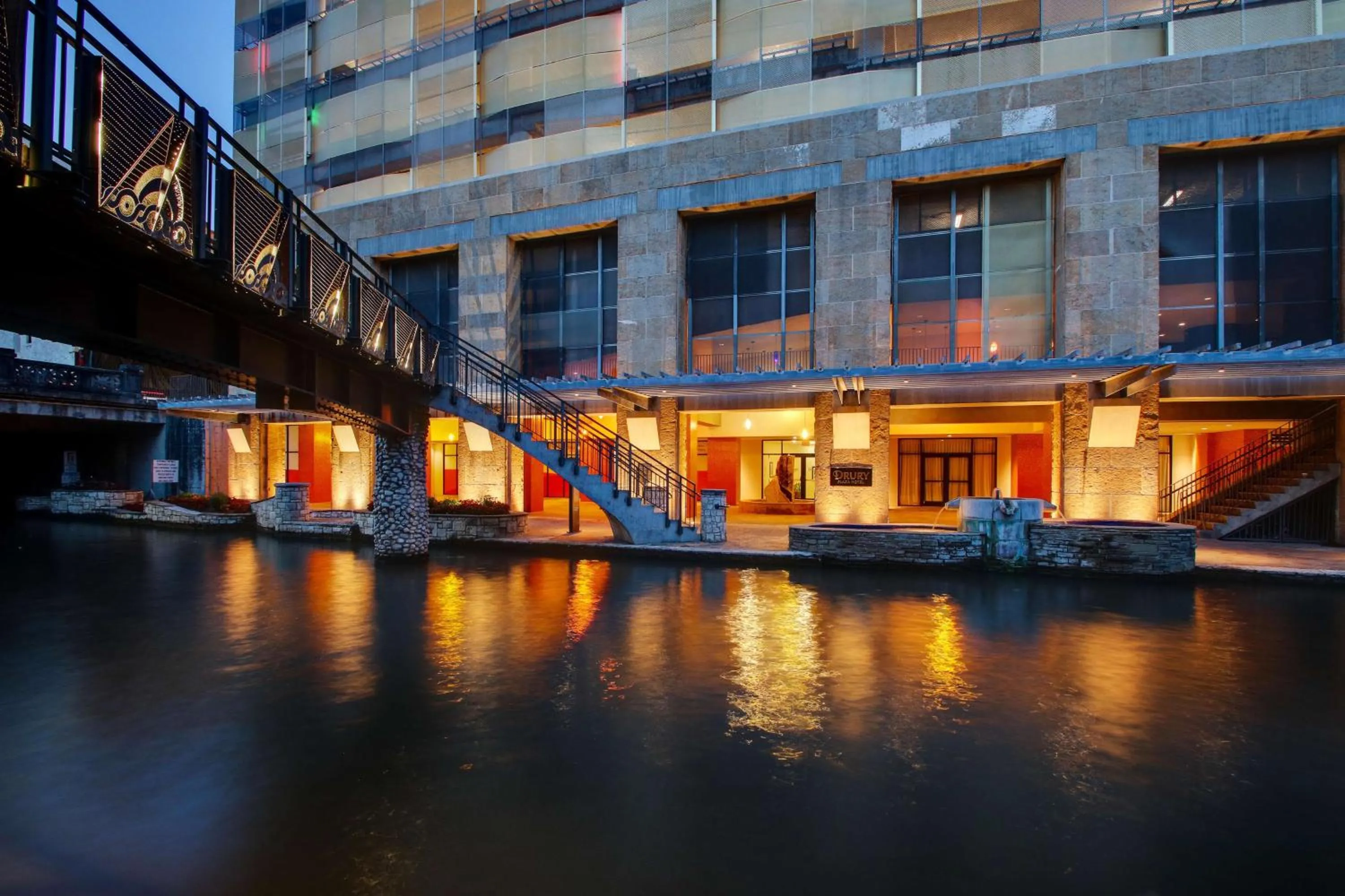 Property building in Drury Plaza Hotel San Antonio Riverwalk