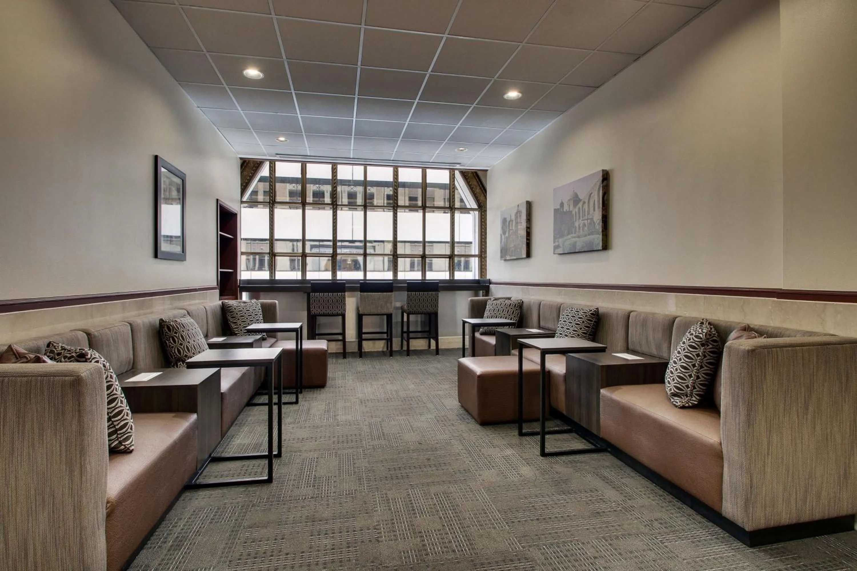 Breakfast in Drury Plaza Hotel San Antonio Riverwalk