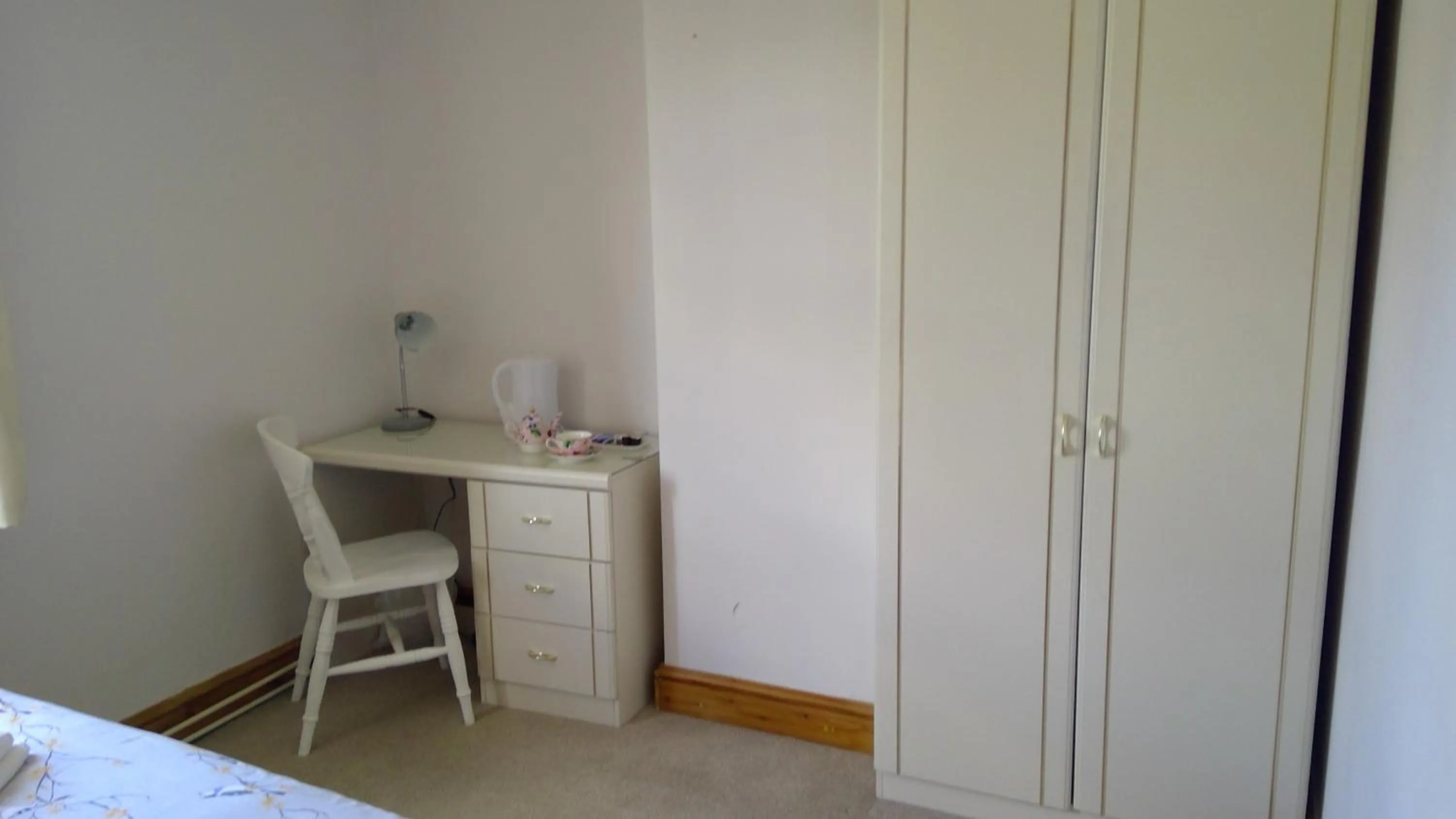 Double Room with Lake View - single occupancy in Mallard Cottage Guest House