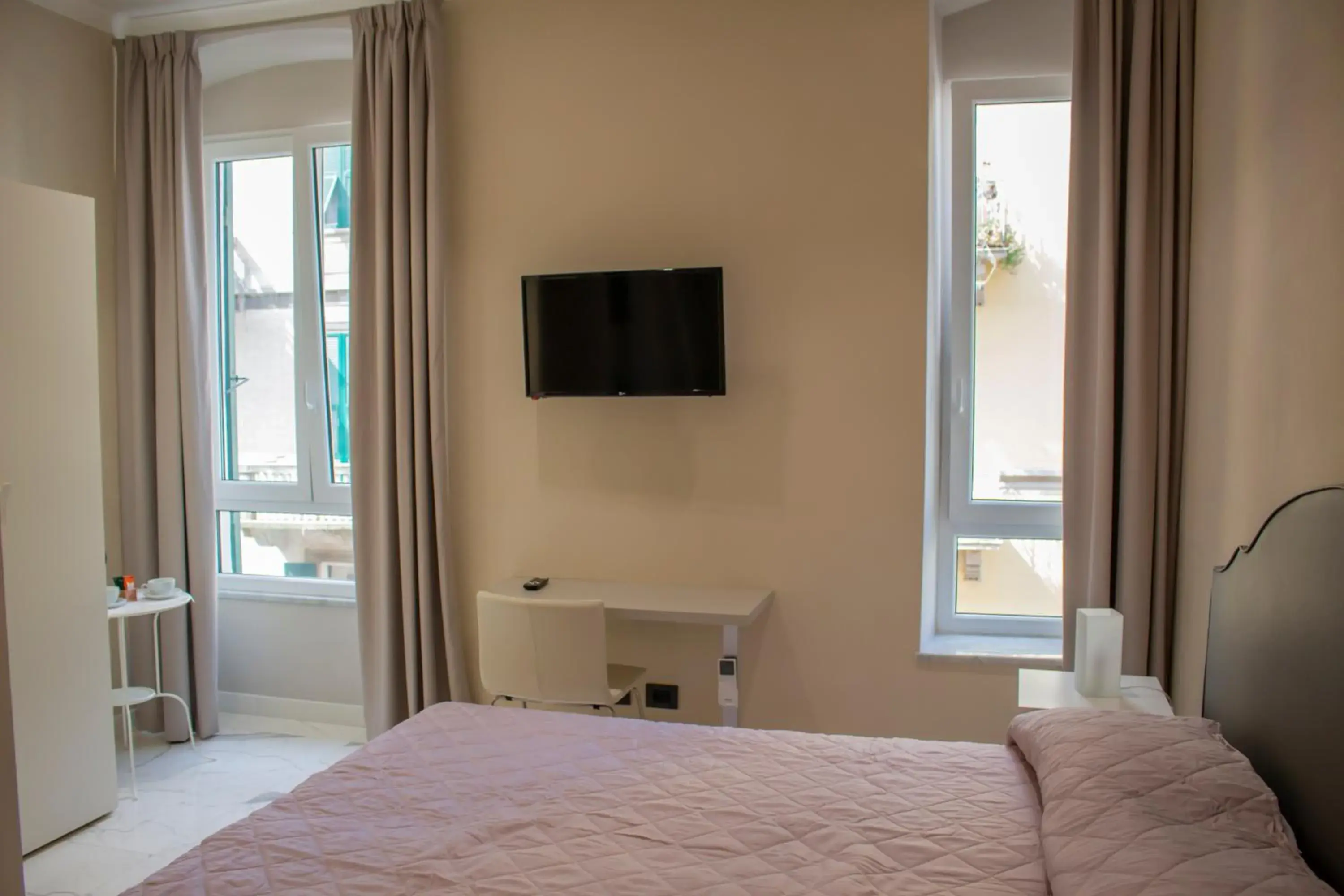 Double or Twin Room in Fidelio Double or Twin Room in Fidelio