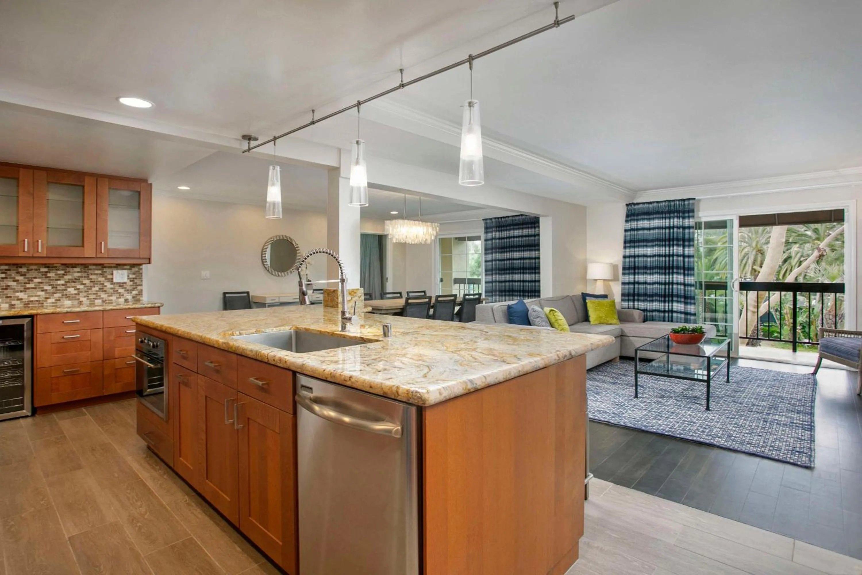 Photo of the whole room in Hyatt Regency Newport Beach