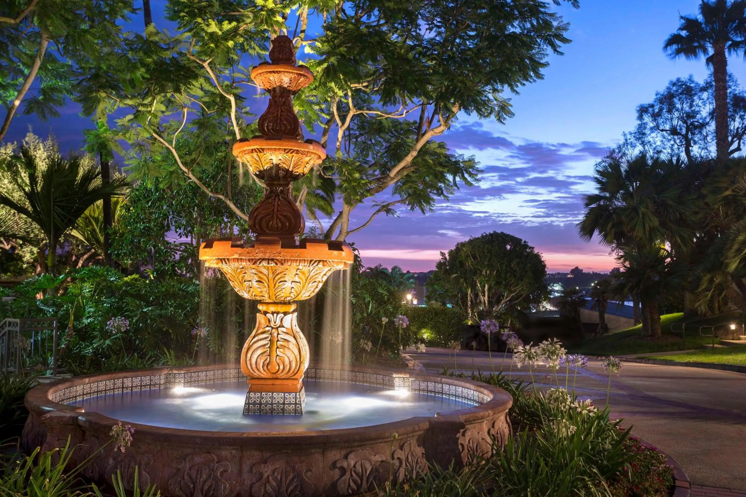 Property building in Hyatt Regency Newport Beach