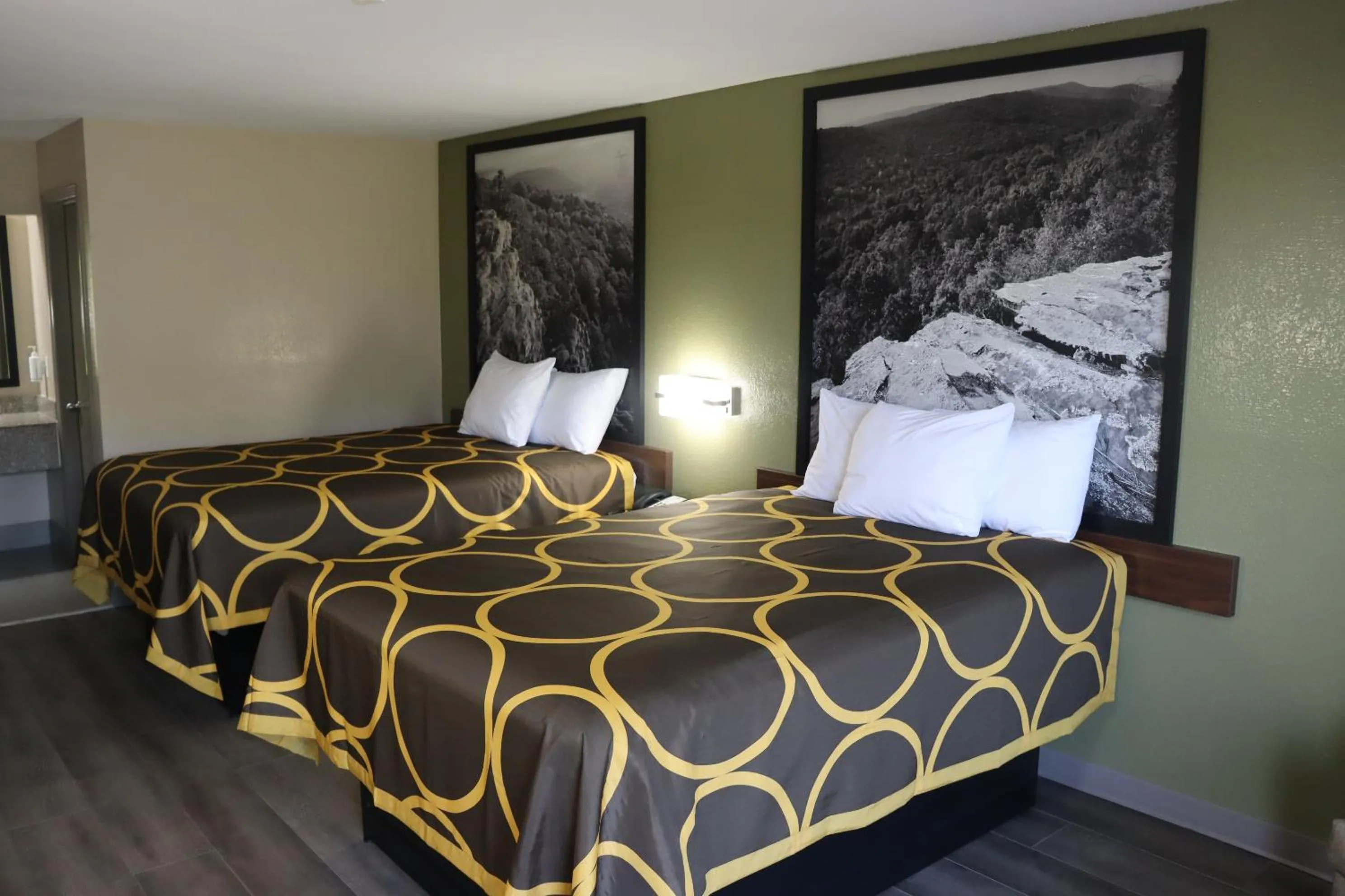 Bed in Super 8 by Wyndham Cabot