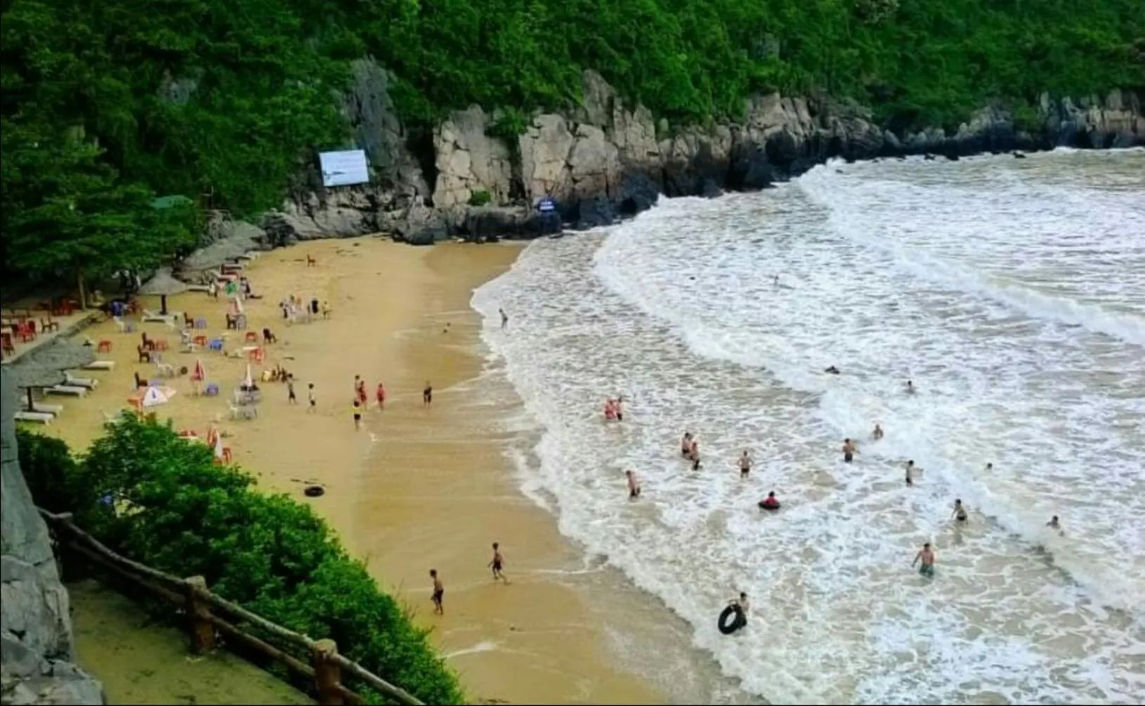 Natural landscape in Cat Ba Thailand Hotel