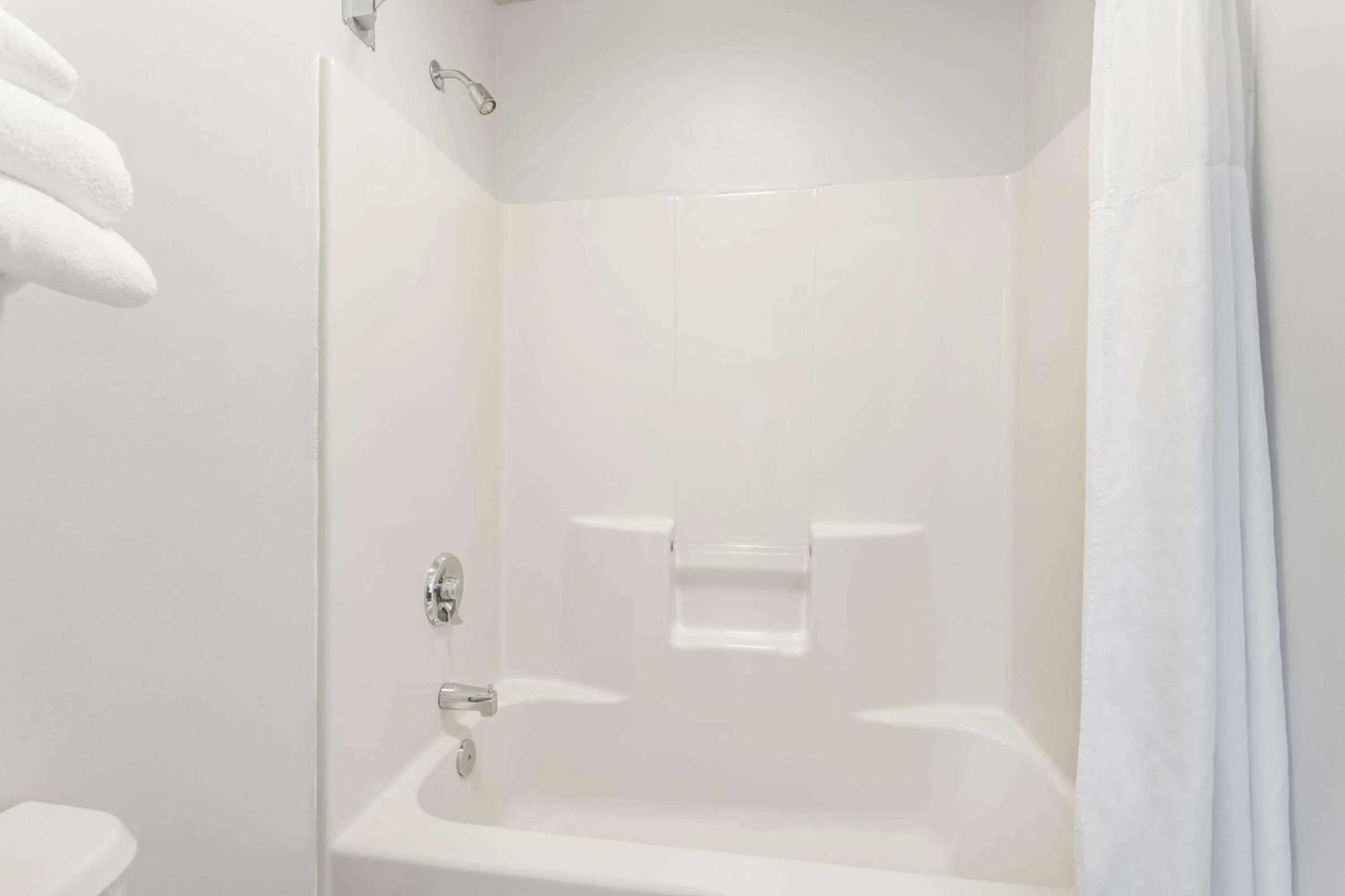 Bathroom in Baymont by Wyndham Duncan/Spartanburg