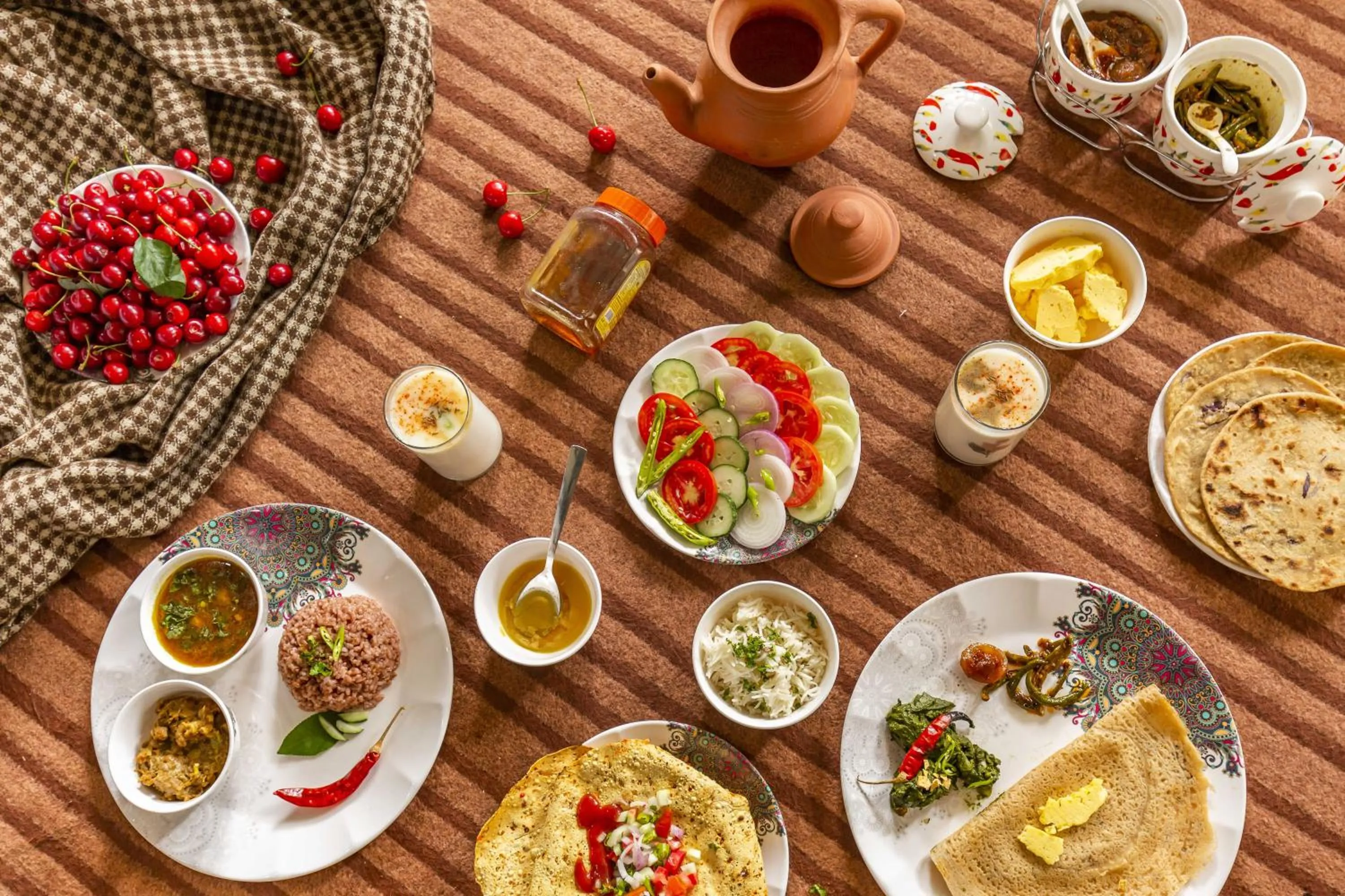 Breakfast in Zostel Homes Kotkhai, Shimla