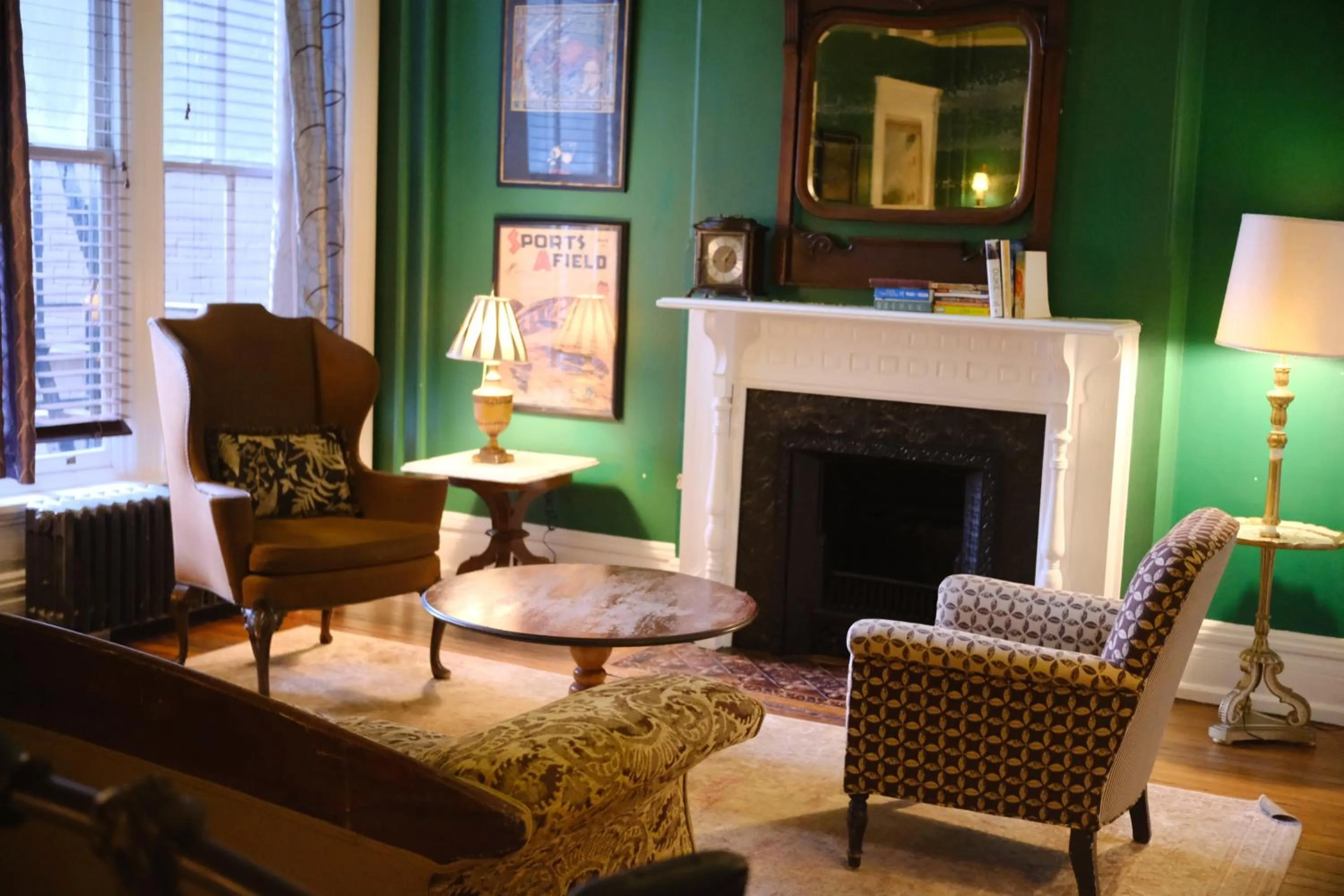 Seating area in Hotel Tabard Inn