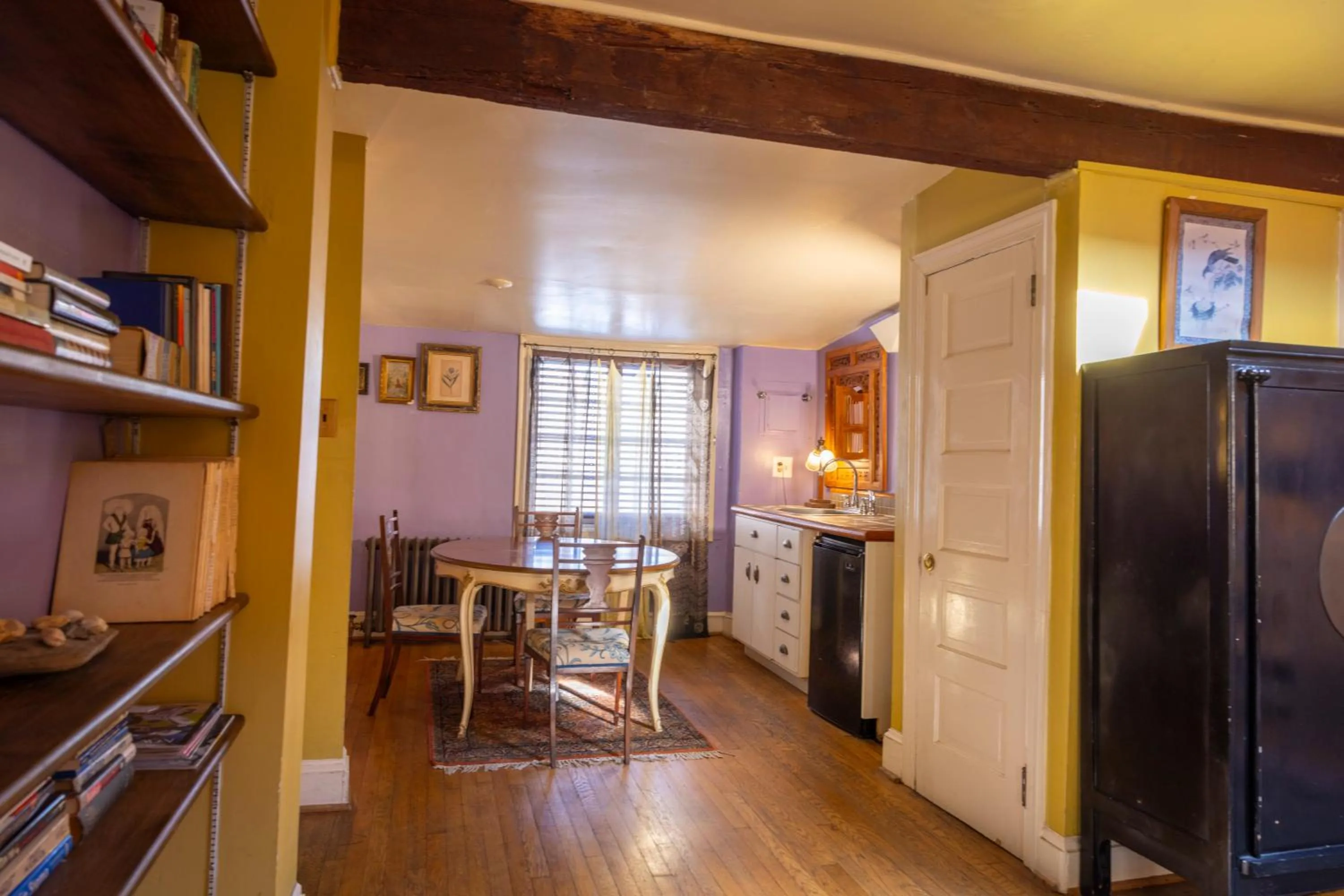 Kitchen or kitchenette in Hotel Tabard Inn