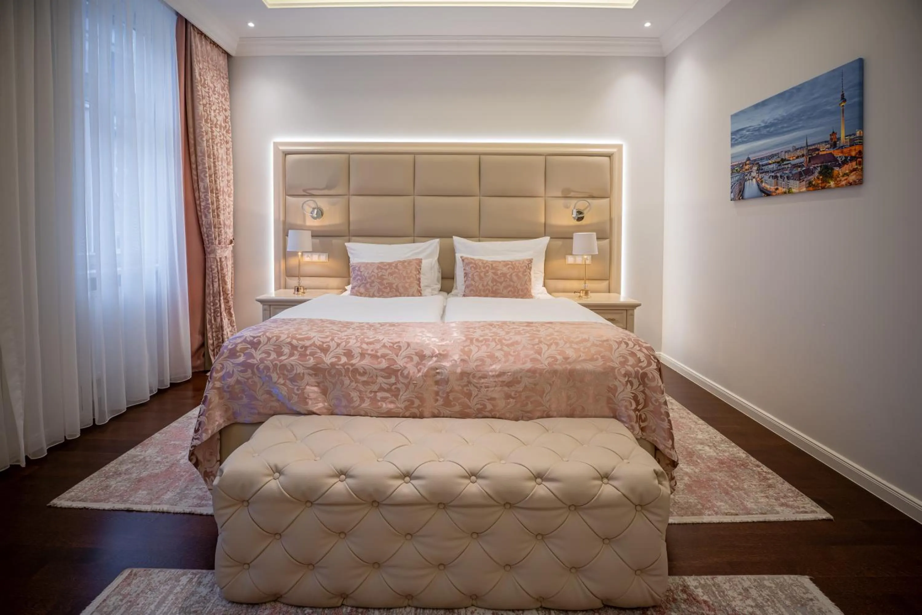 Bed in Golden Key Boutique Hotel