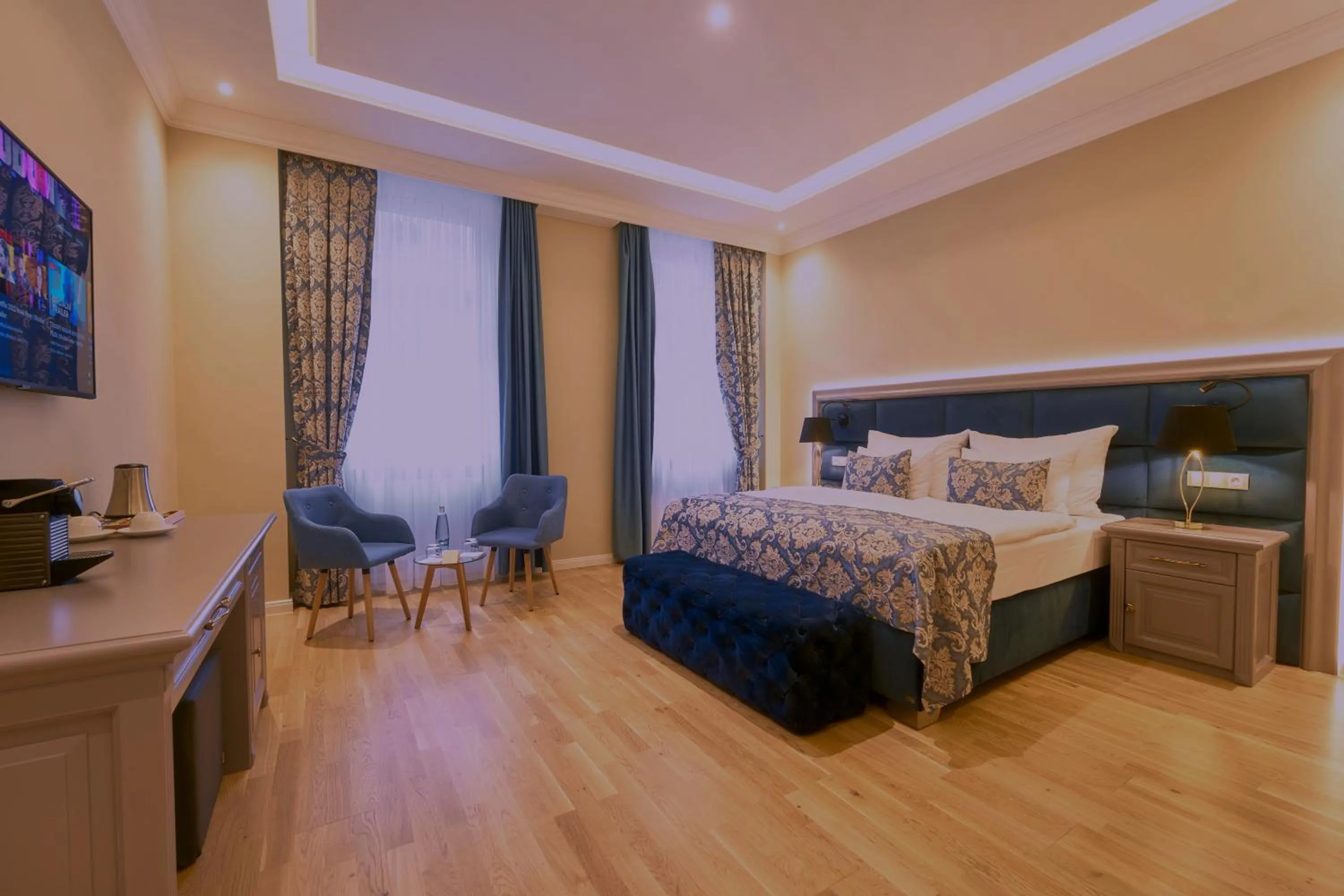 Bed in Golden Key Boutique Hotel