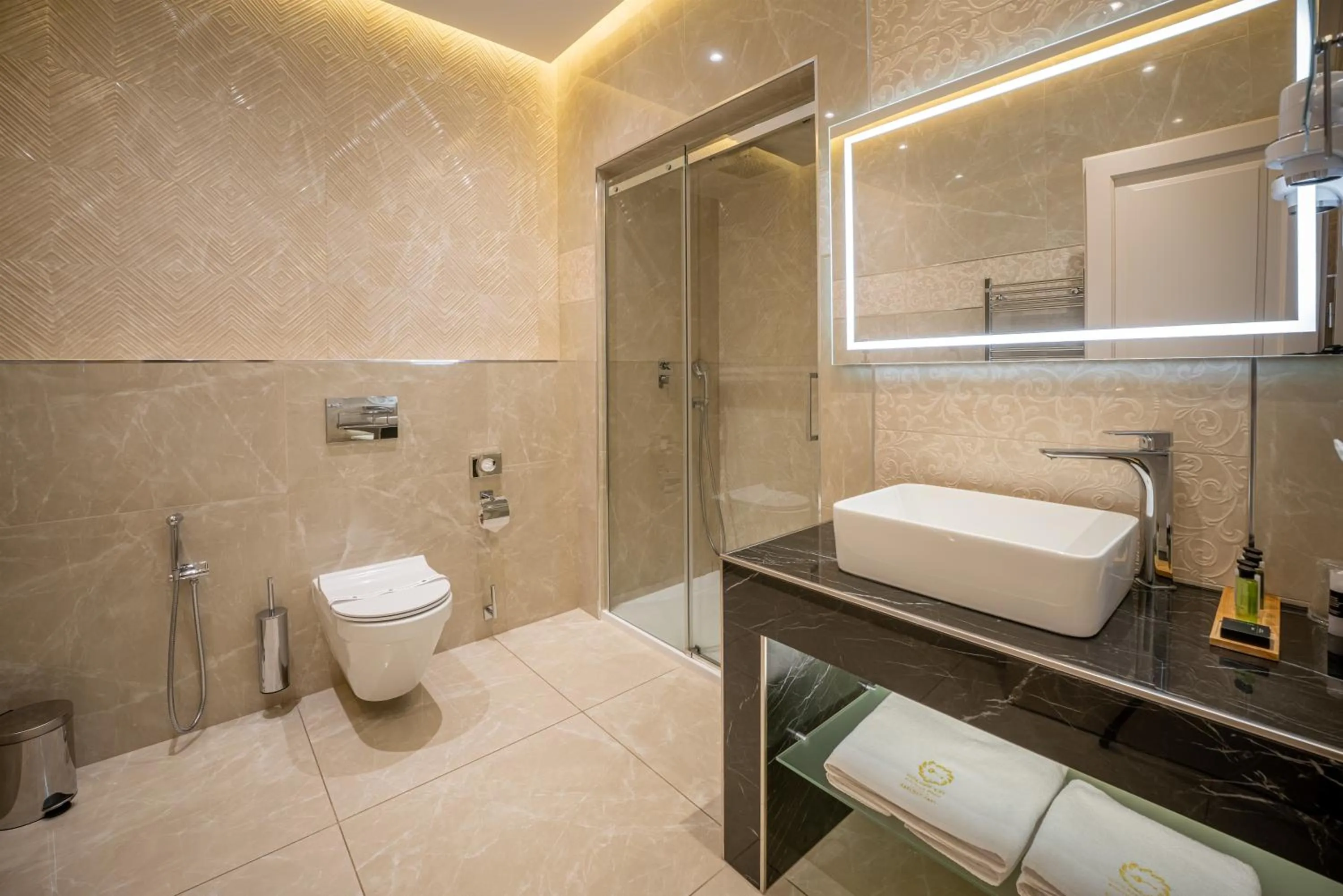 Bathroom in Golden Key Boutique Hotel