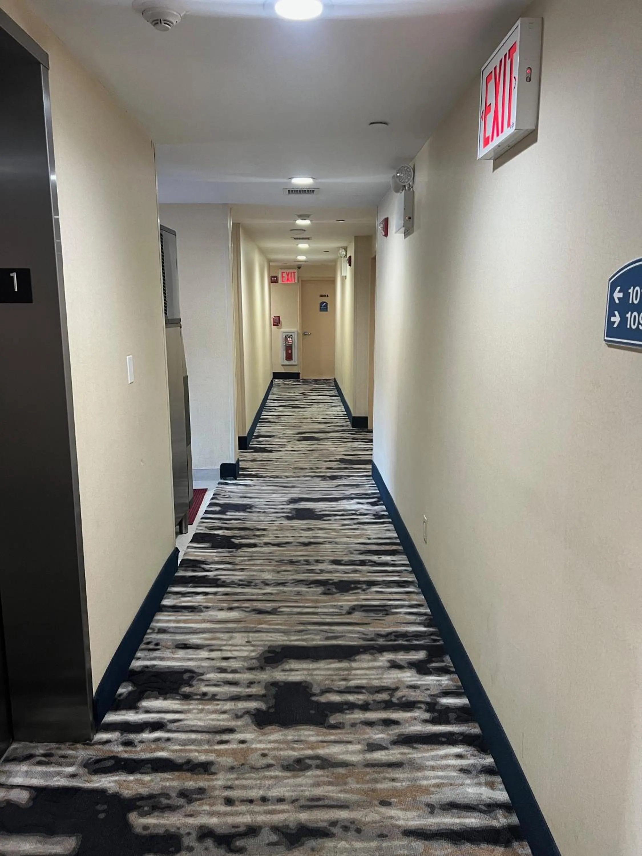 Property building in Atlantic Motor Inn