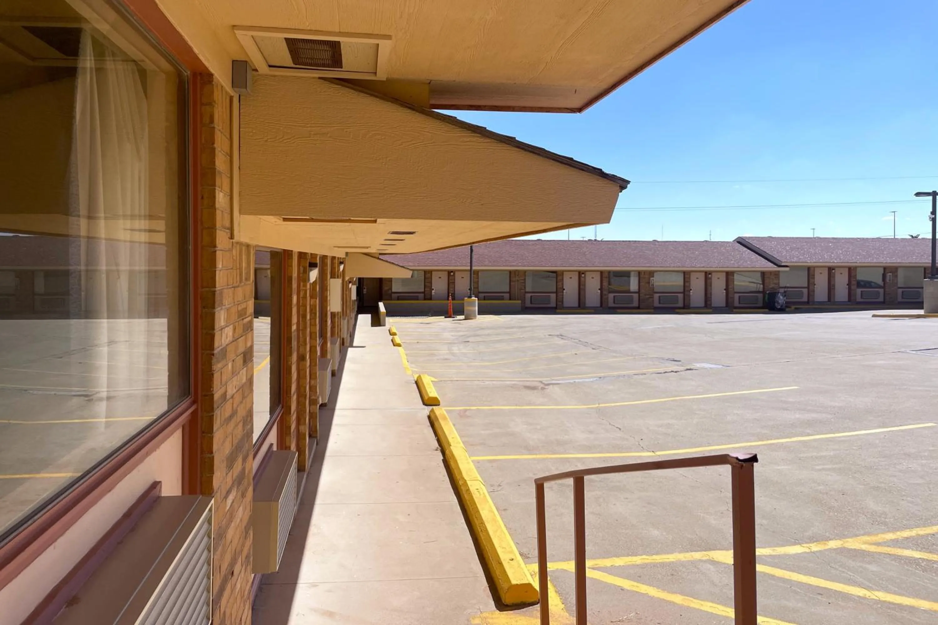 Parking in Seminole Inn Near New Mexico Hwy 62