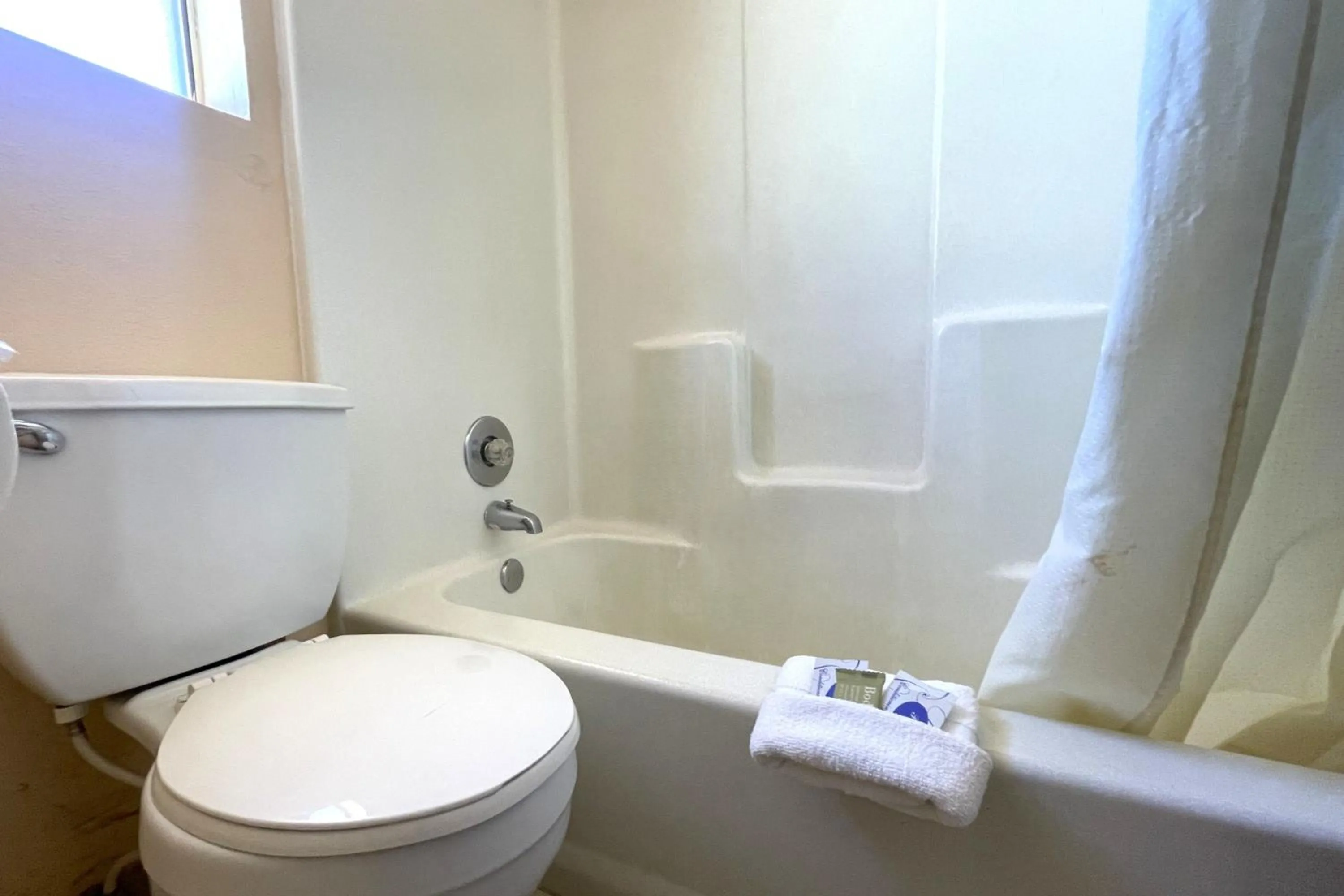 Bathroom in Seminole Inn Near New Mexico Hwy 62