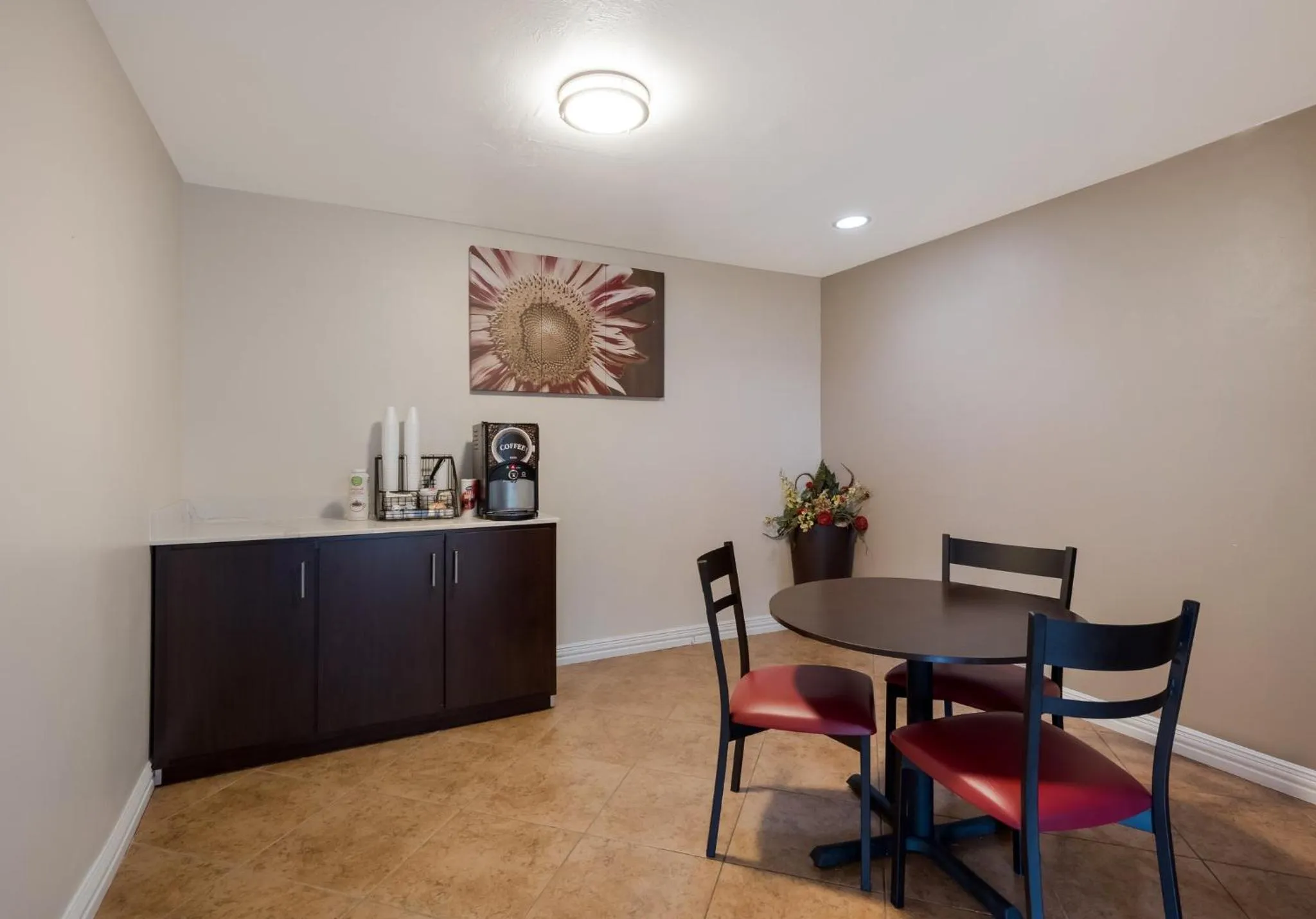 Other in Red Roof Inn Madisonville