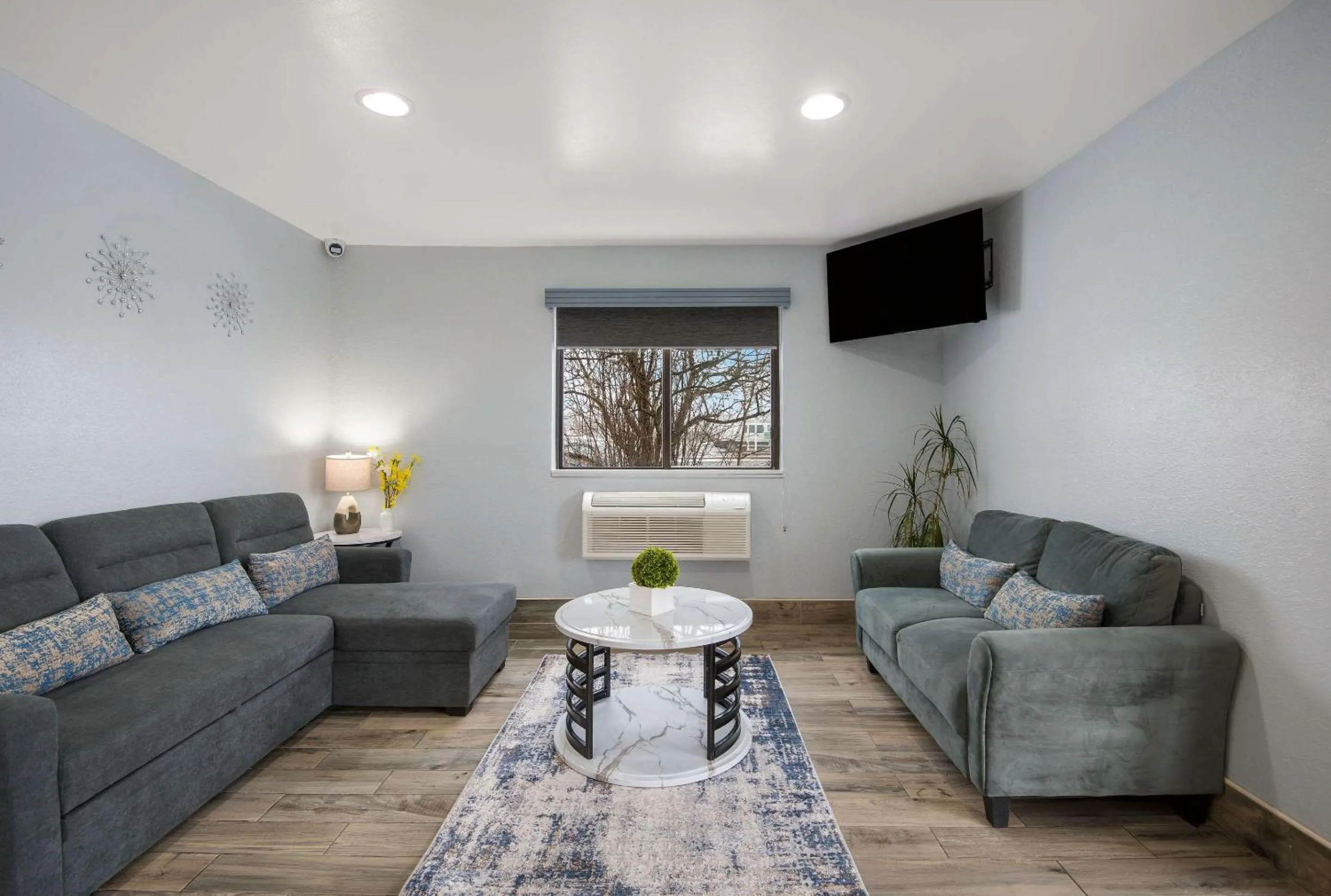 Lobby or reception in Quality Inn Oneida near Casino