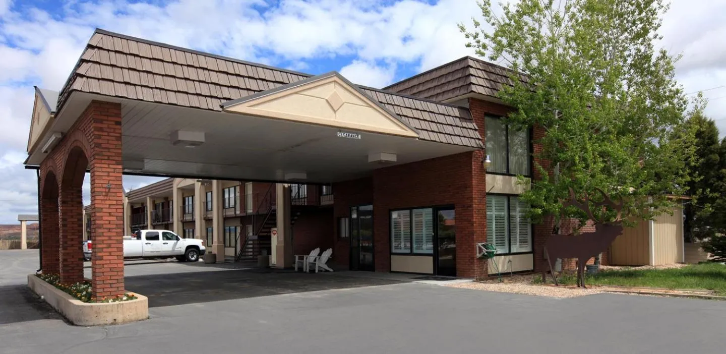 Americas Best Value Inn Roosevelt/Ballard