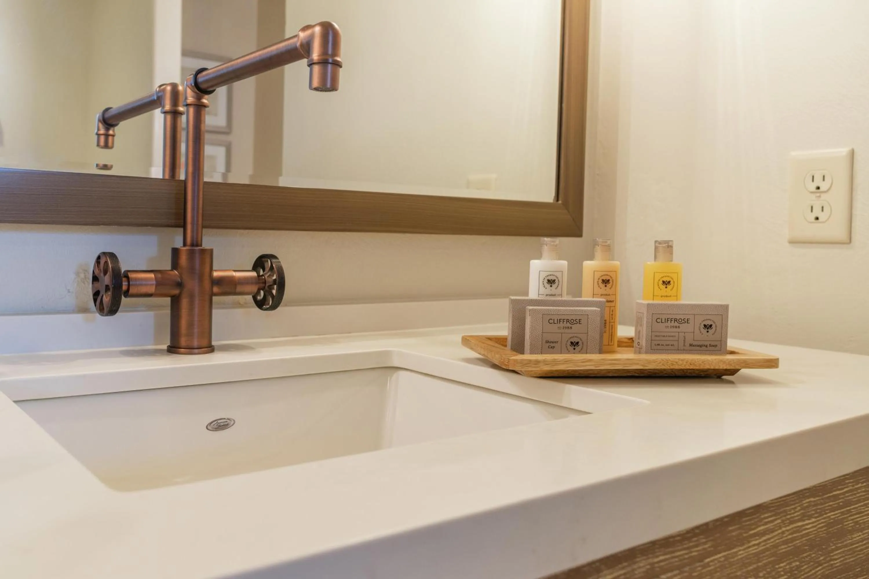 Bathroom in Cliffrose Springdale, Curio Collection By Hilton