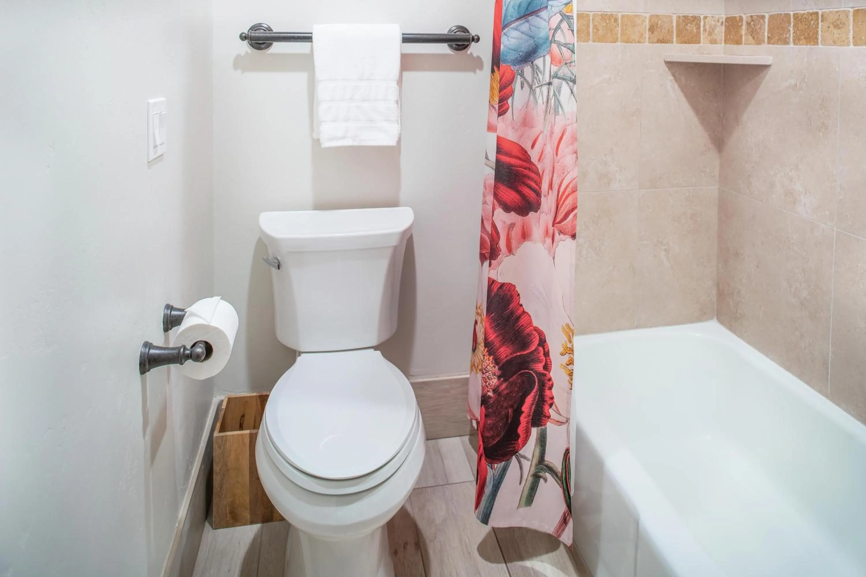 Bathroom in Cliffrose Springdale, Curio Collection By Hilton