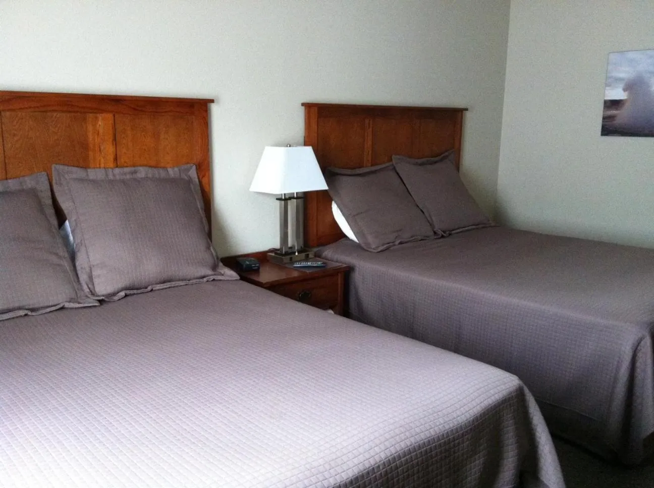 Bed in Pleasant Night Inn- carthage NY