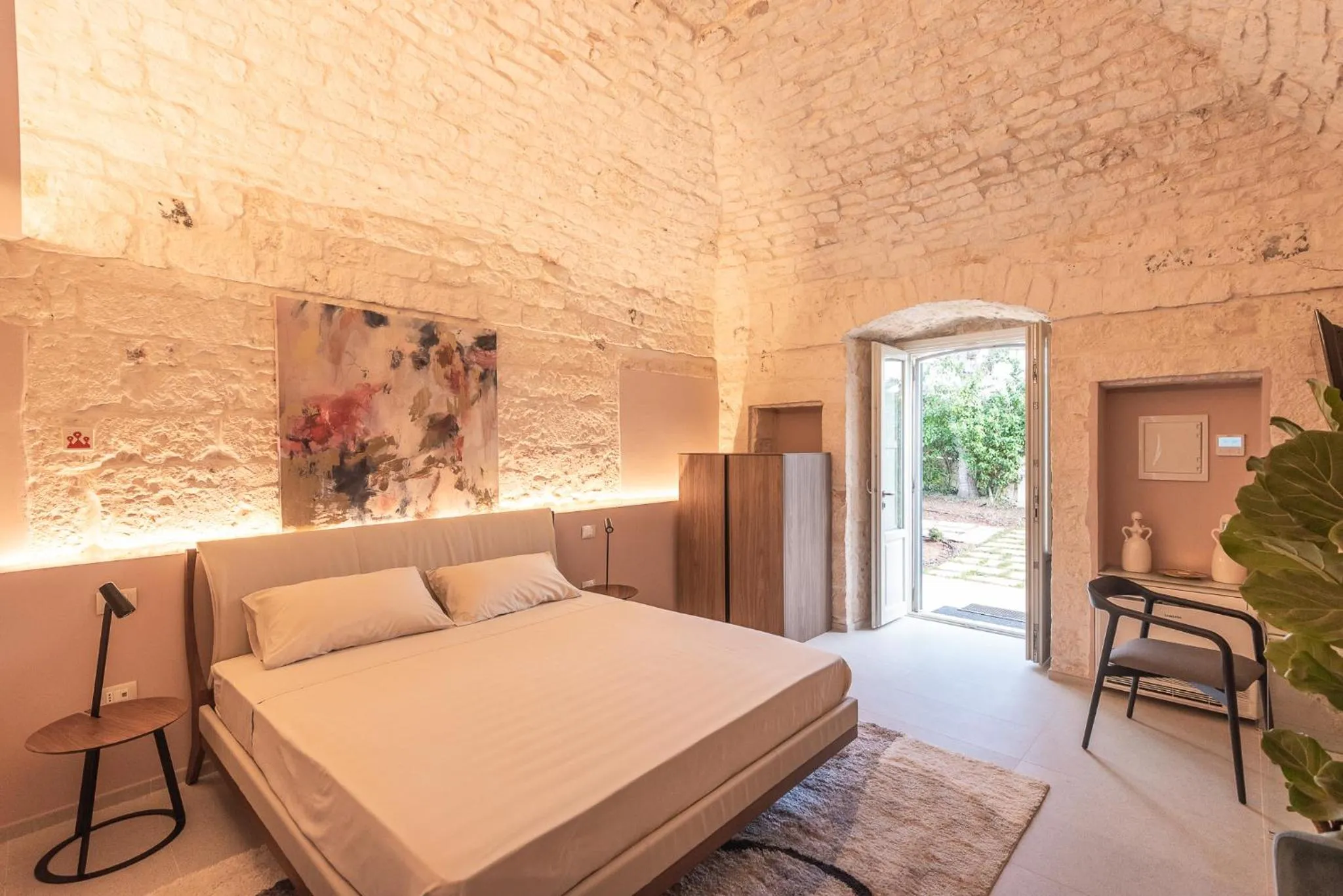 View (from property/room), Bed in Villa Ada-Trulli Puglia