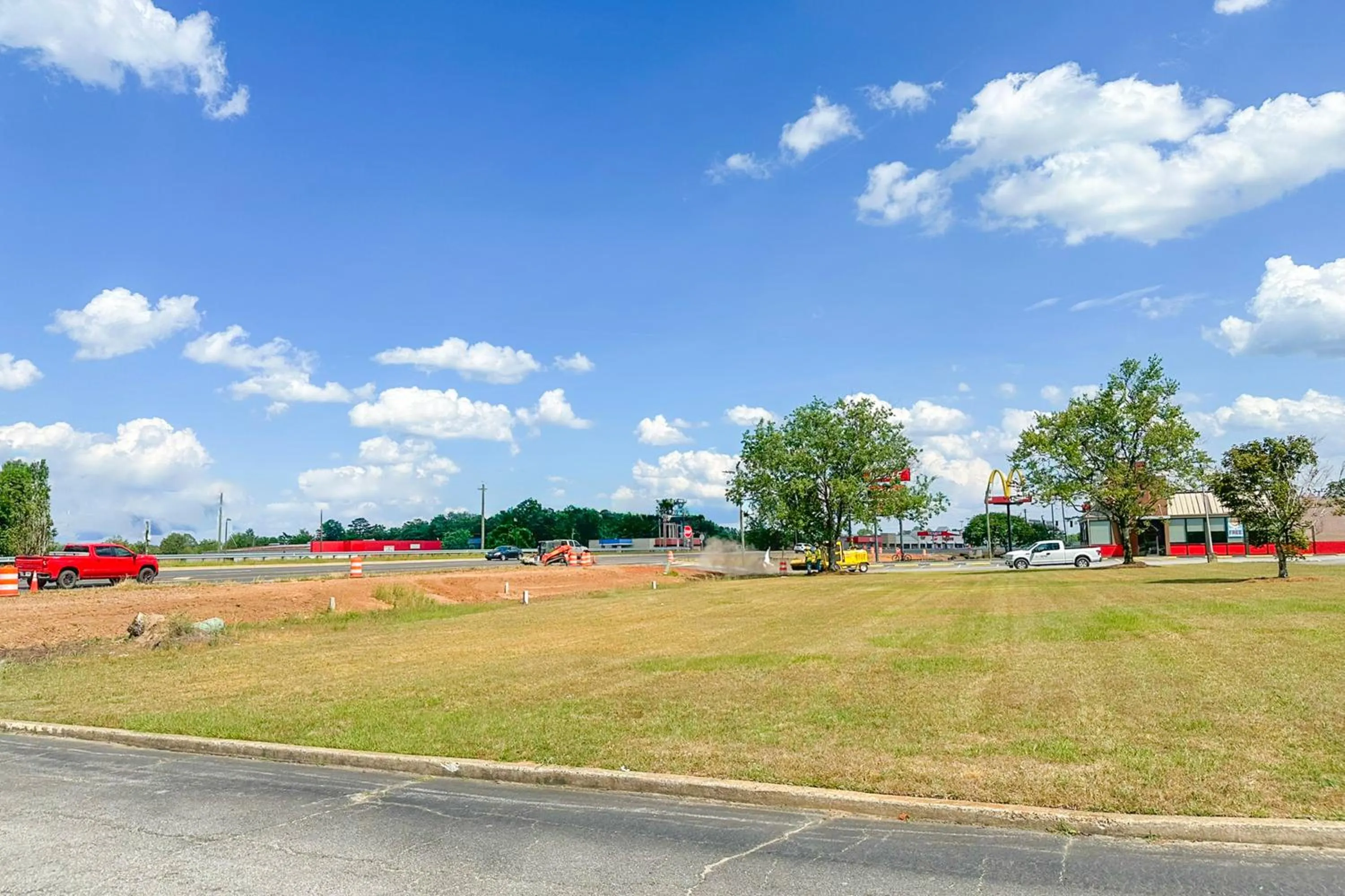 Facade/entrance in Louisville Inn by OYO Louisville Municipal Airport