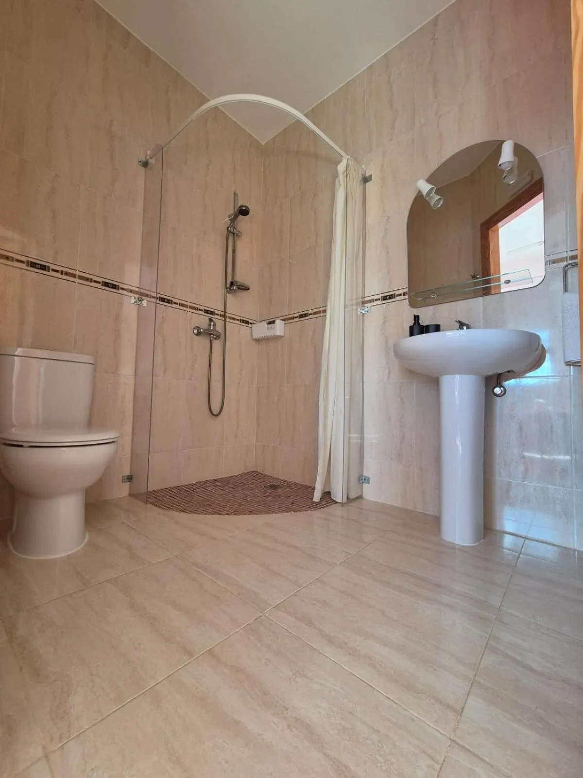 Shower in Casa Barranca Bed and Breakfast