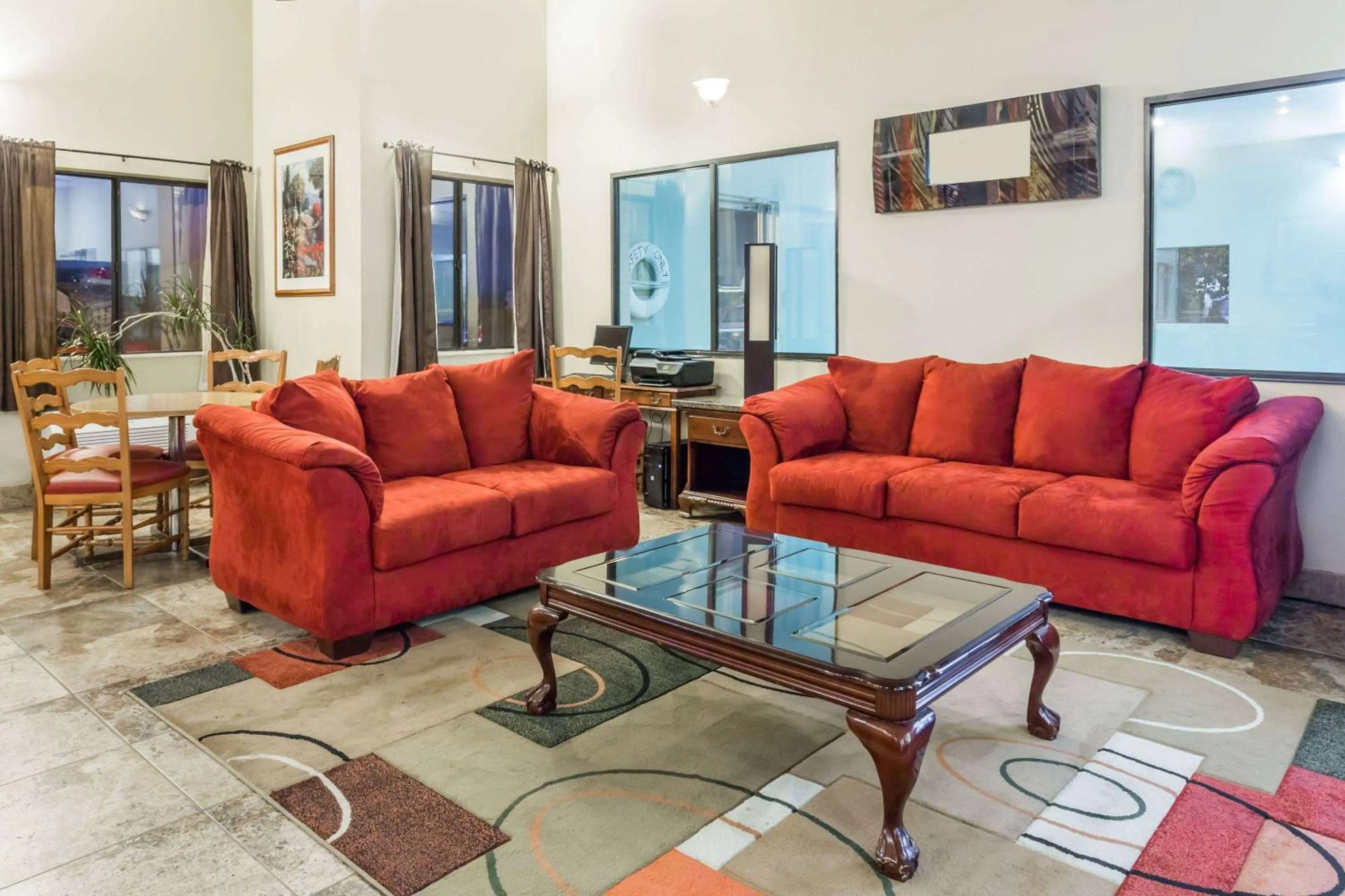 Lobby or reception in Travelodge by Wyndham Longmont