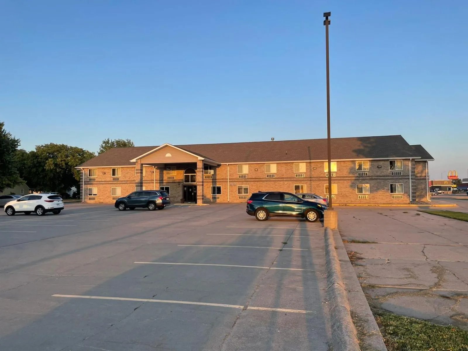 Facade/entrance in Rodeway Inn