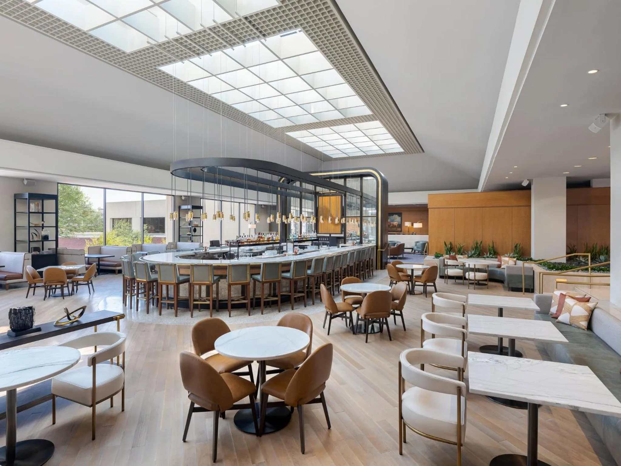 Restaurant/places to eat in Omni Las Colinas Hotel