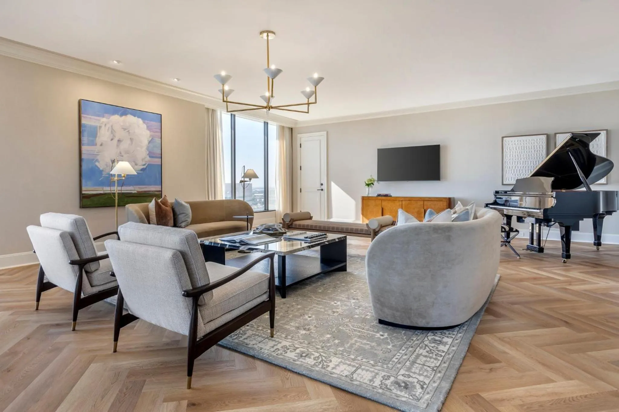 Photo of the whole room in Omni Las Colinas Hotel