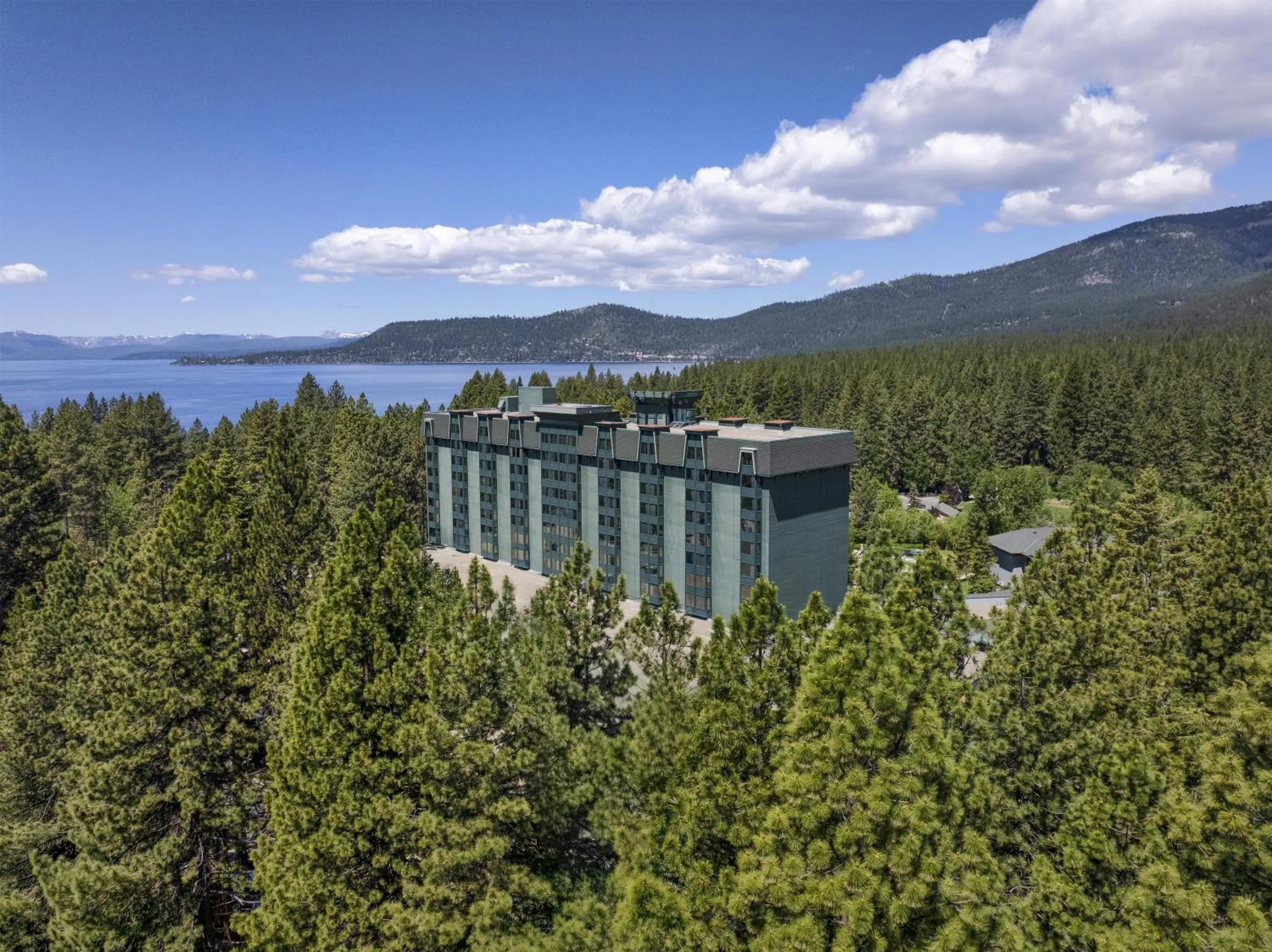 Property building in Hyatt Regency Lake Tahoe Resort, Spa & Casino