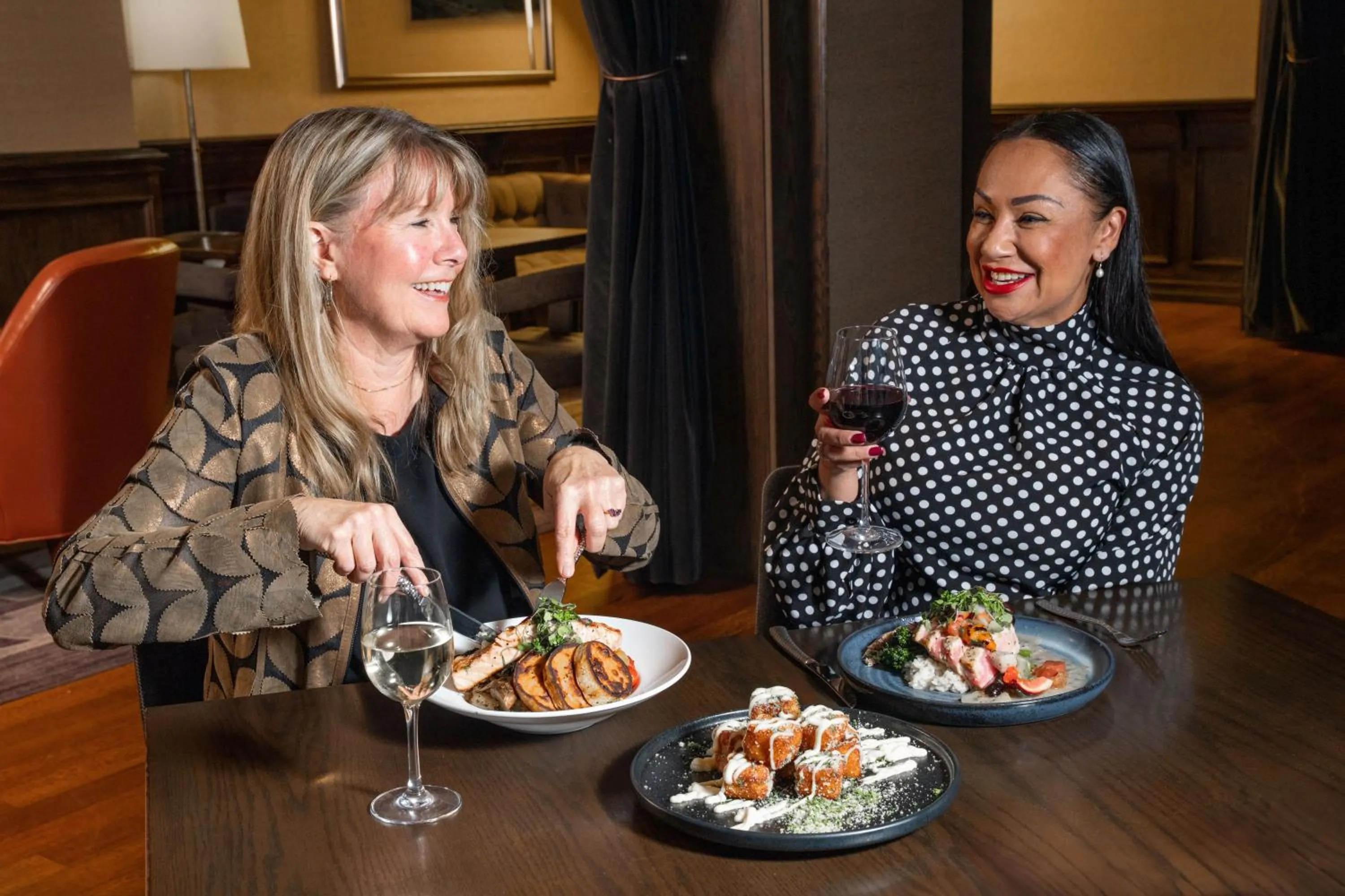 Restaurant/places to eat in Hyatt Regency Denver Tech Center