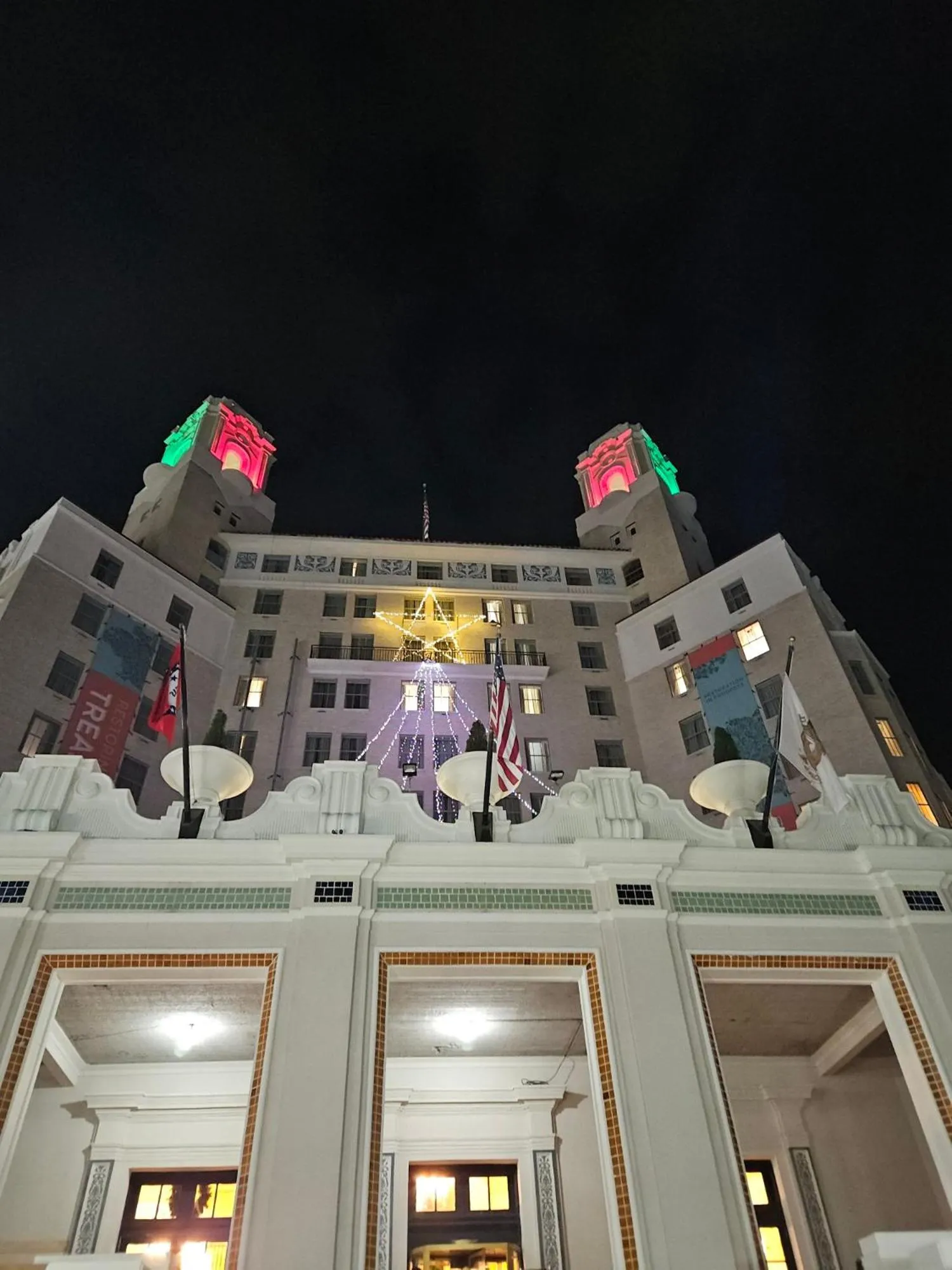 Property building in Arlington Resort Hotel & Spa