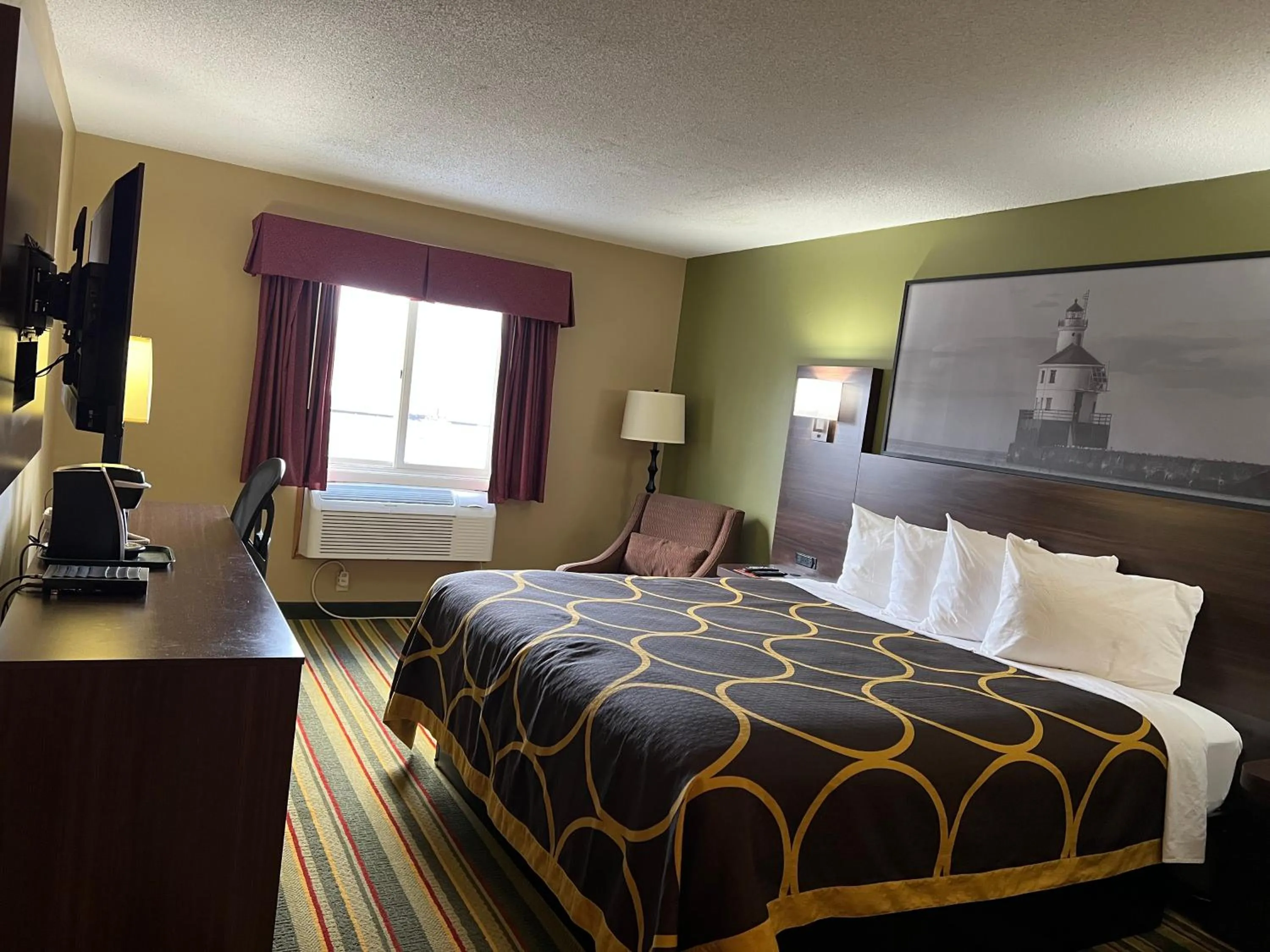 Bed in Super 8 by Wyndham Superior WI