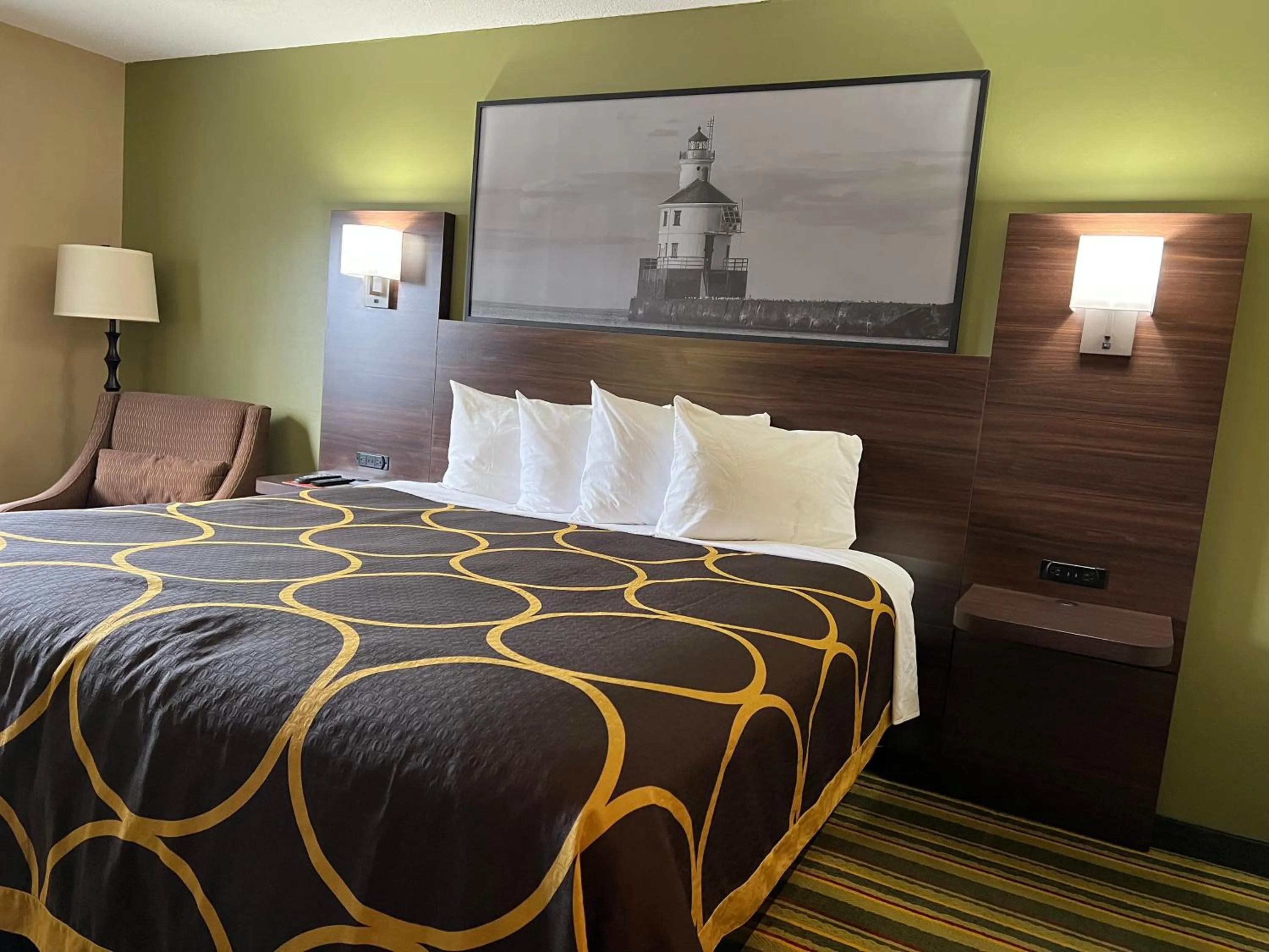 Bed in Super 8 by Wyndham Superior WI