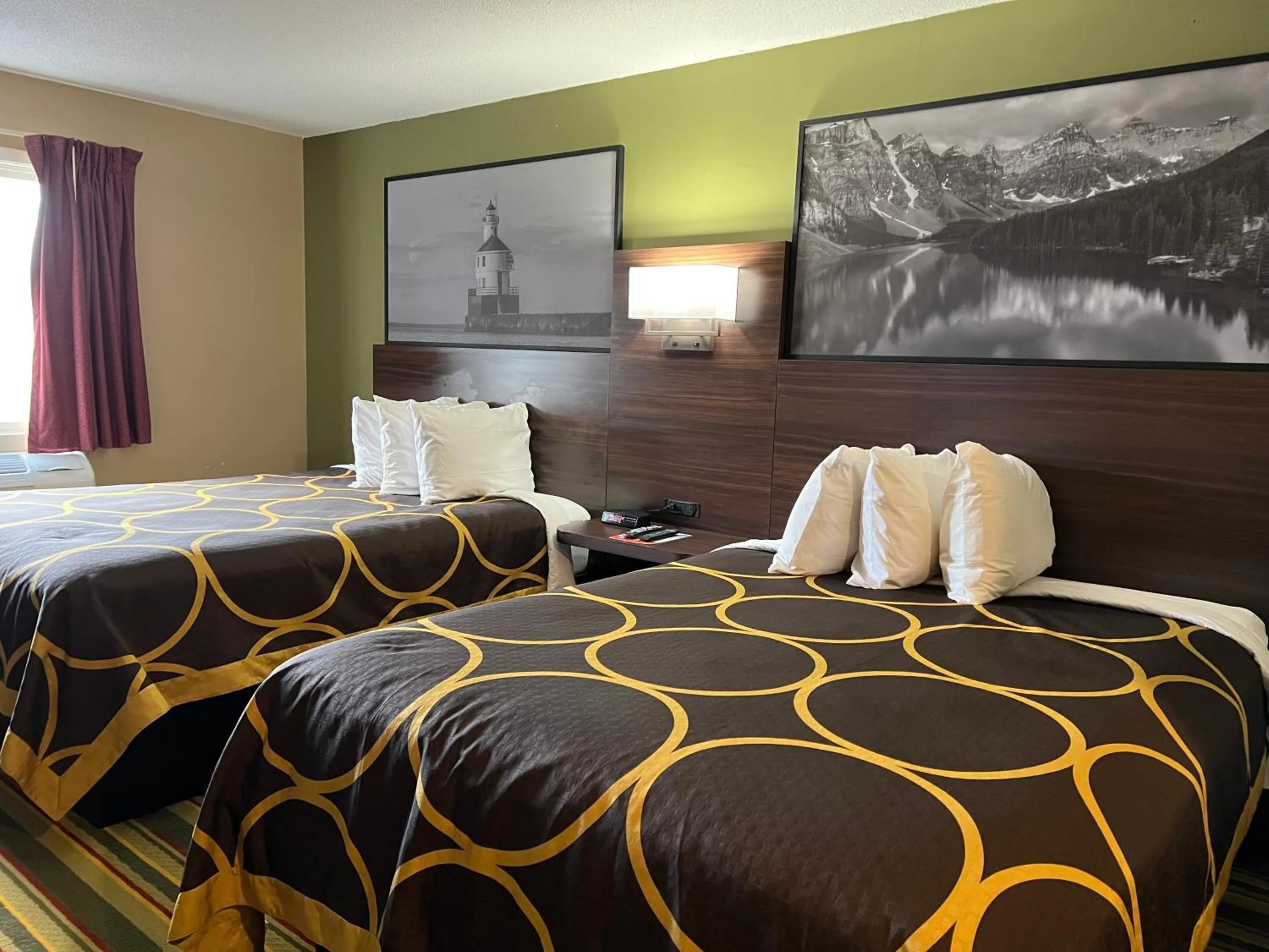 Bed in Super 8 by Wyndham Superior WI